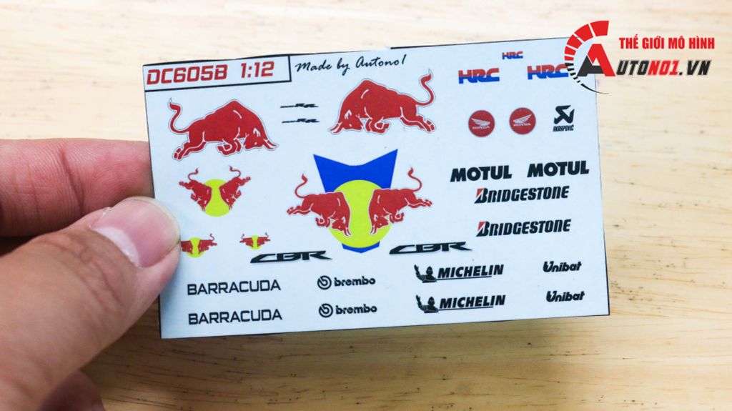 DECAL NƯỚC ĐỘ REDBULL CHO HONDA CBR 1000RR-R 2020 1:12 AUTONO1 DC605B