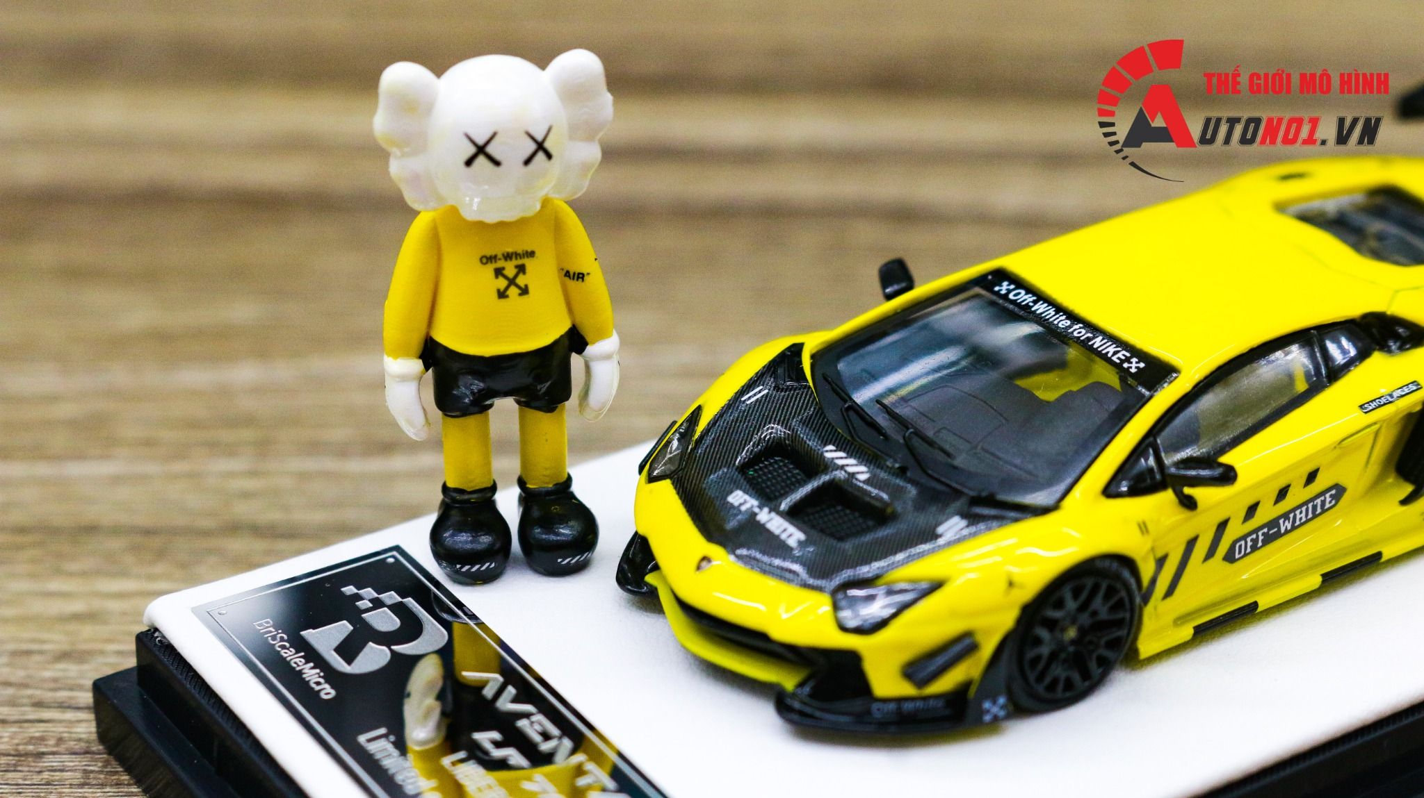  Mô hình xe Lamborghini Aventador LP700-4 2.0 Off white yellow tỉ lệ 1:64 Briscale Micro BSC 