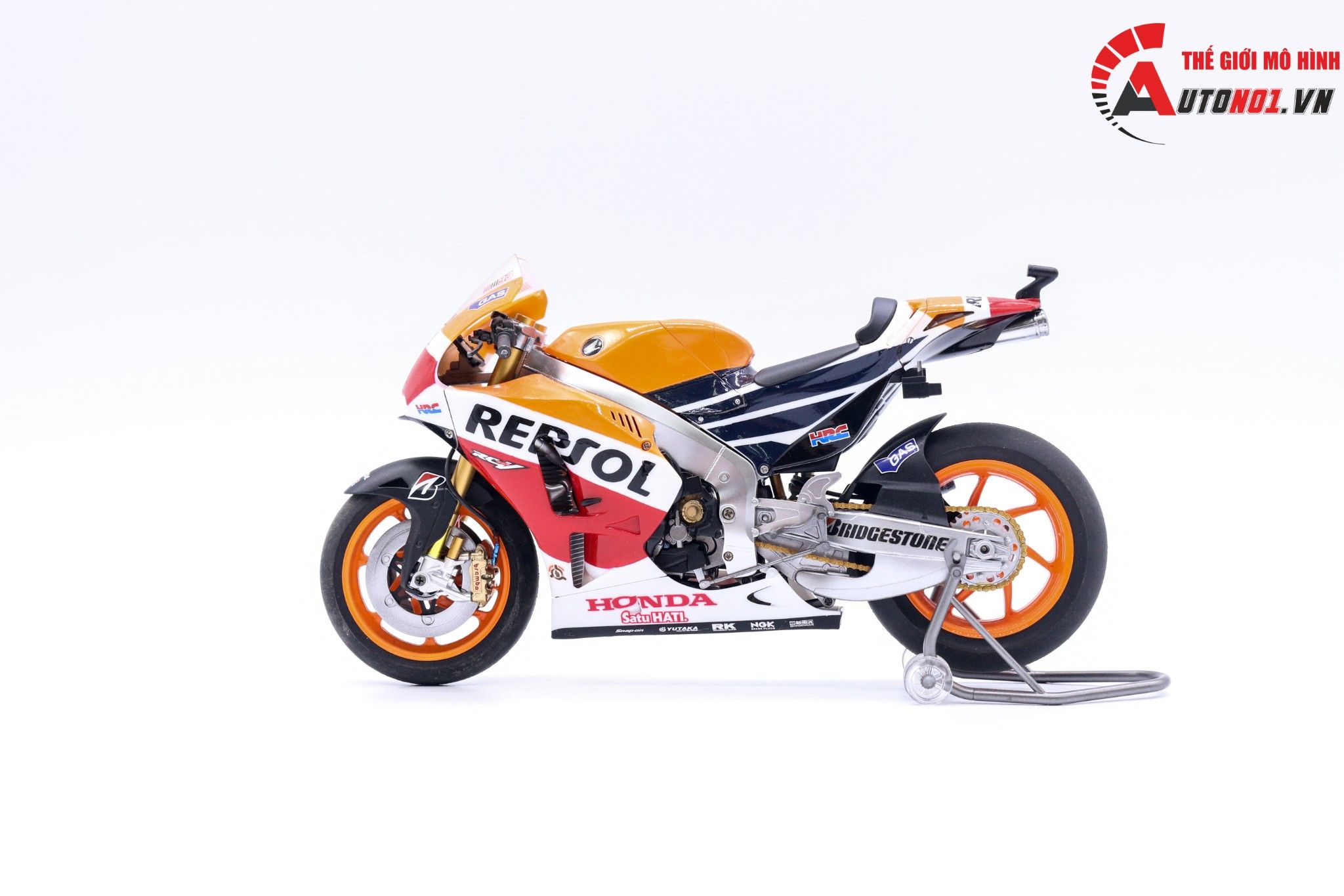  Mô hình xe Repsol Honda Rc213v 2014 1:12 Tamiya D098A 