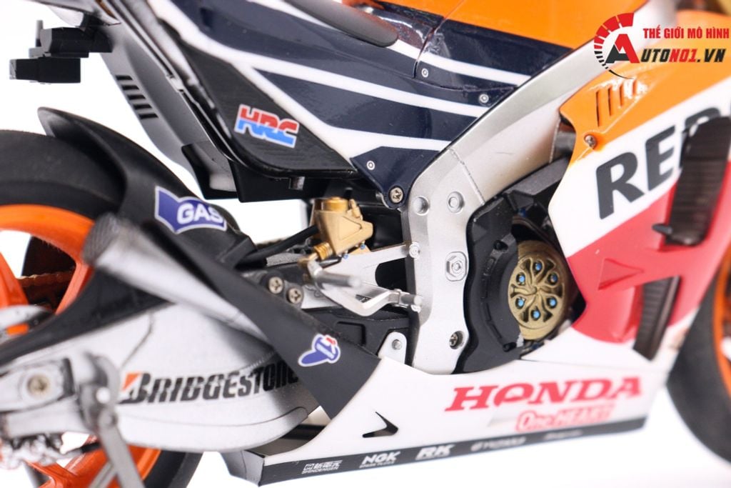 MÔ HÌNH REPSOL HONDA RC213V 2014 1:12 TAMIYA 6611