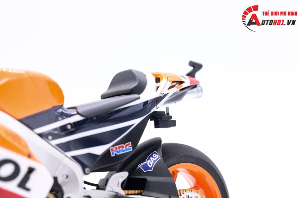 MÔ HÌNH REPSOL HONDA RC213V 2014 1:12 TAMIYA 6611