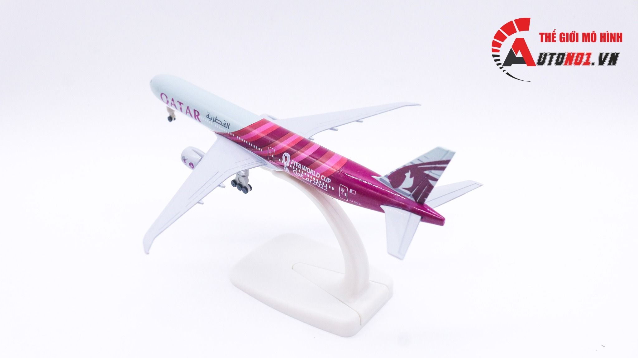  Mô hình máy bay Fifa World Cup Qatar 2022 Boeing B777 20cm MB20032 