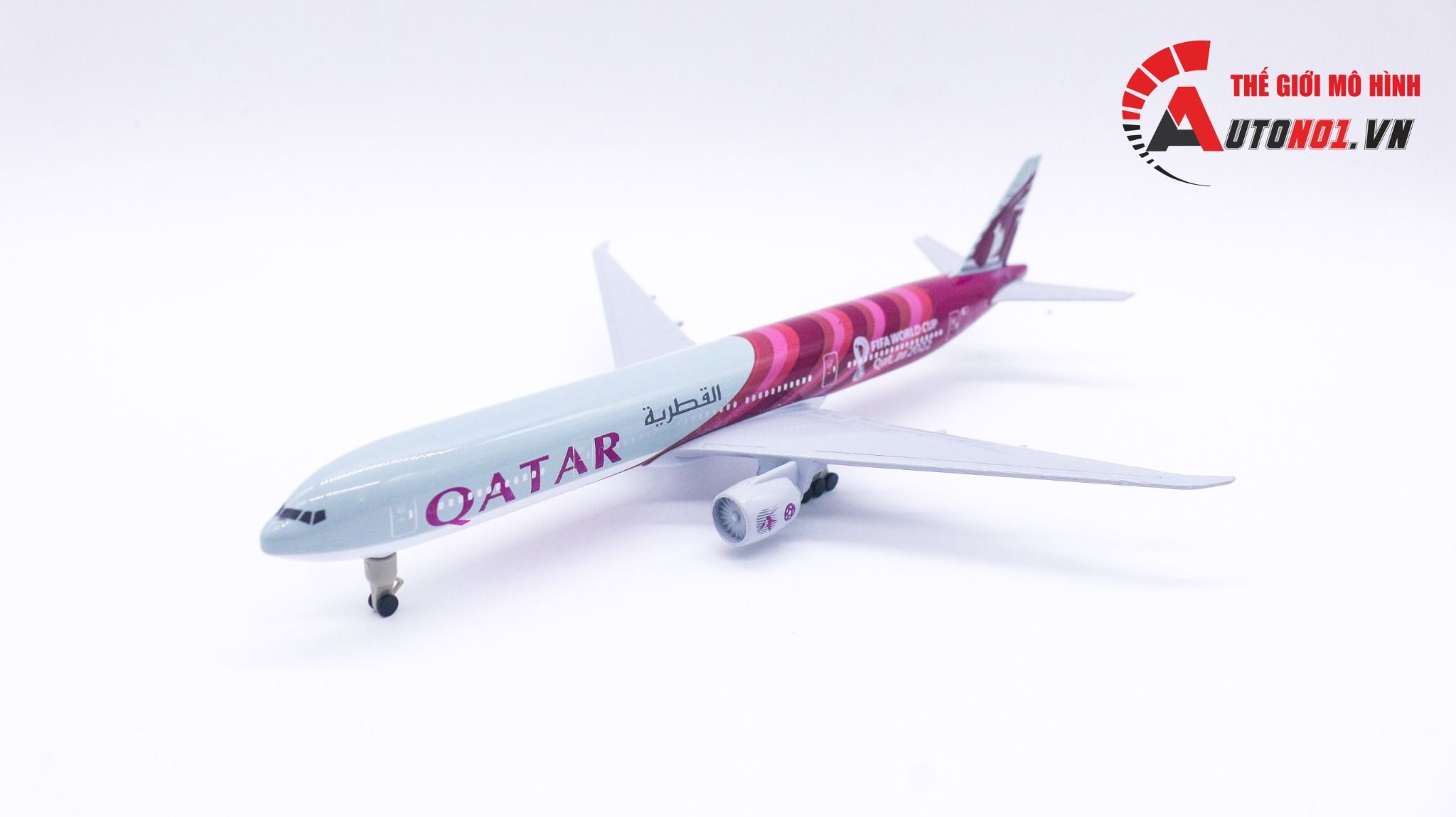  Mô hình máy bay Fifa World Cup Qatar 2022 Boeing B777 20cm MB20032 