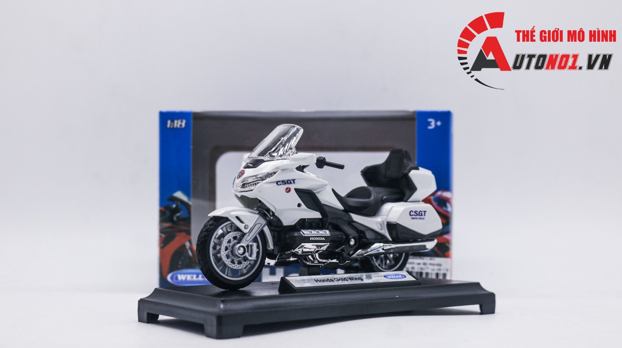  Mô hình xe độ Honda Goldwing độ CSGT có đế tỉ lệ 1:18 Autono1 D244A 