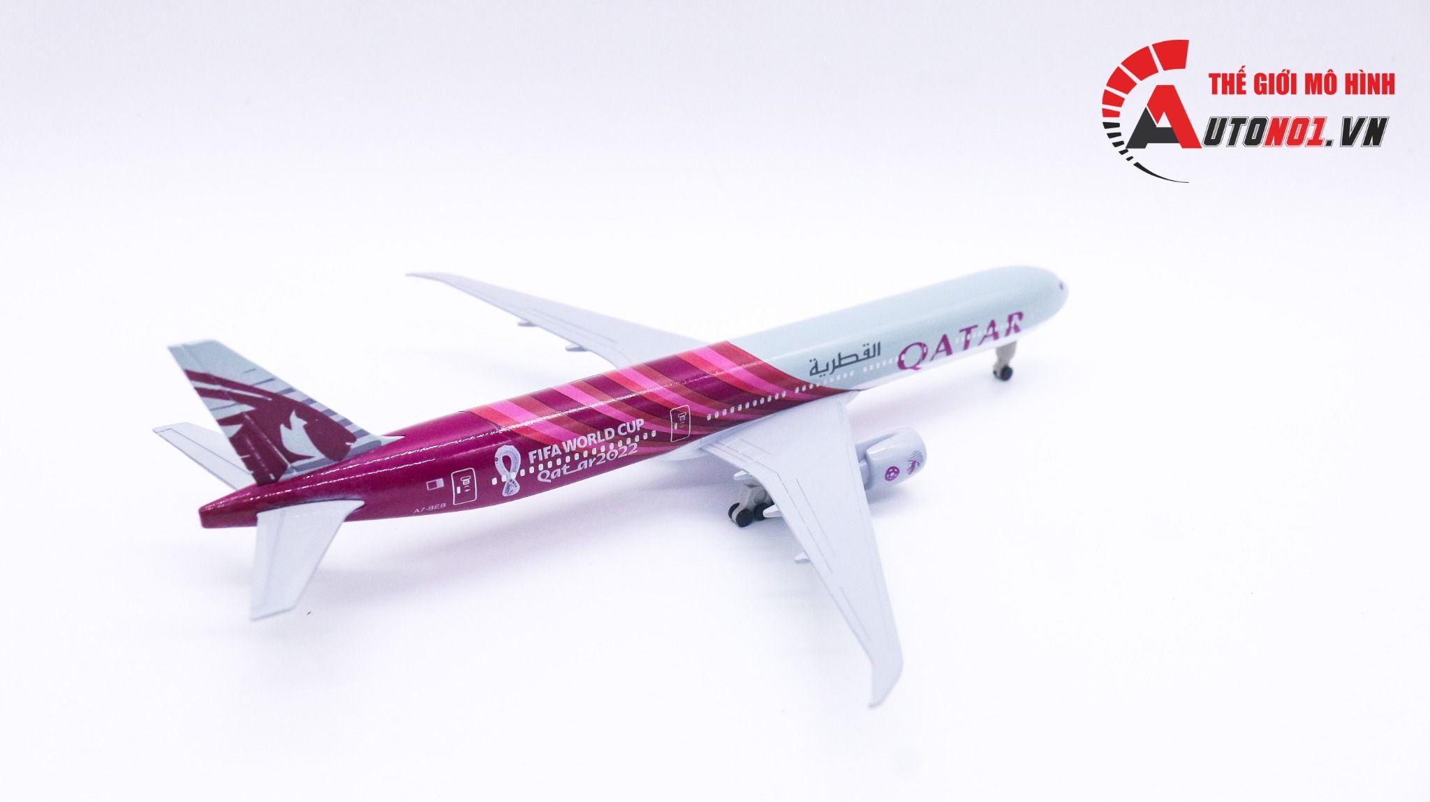  Mô hình máy bay Fifa World Cup Qatar 2022 Boeing B777 20cm MB20032 