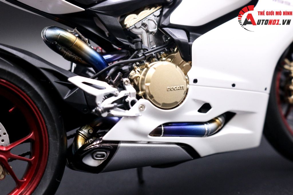 MÔ HÌNH SIÊU XE DUCATI 1199 PANIGALE WHITE PEARL 1:12 TAMIYA D059