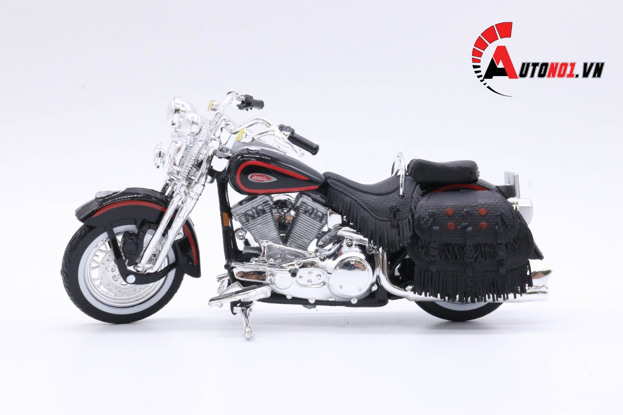  Mô hình xe Harley Davison 1998 FLSTS HERITAGE SPRINGER 1:18 Maisto MT18031 