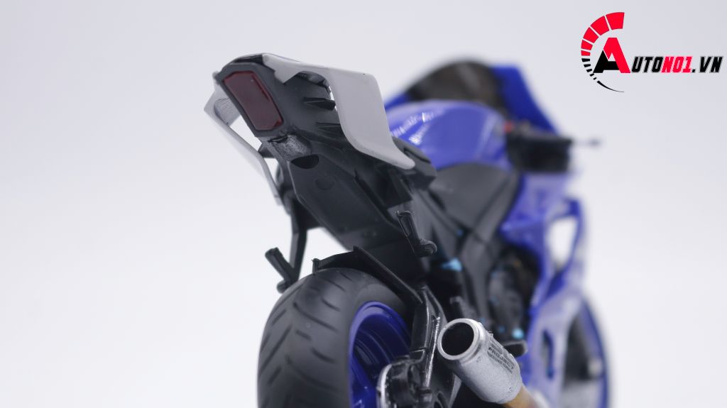 MÔ HÌNH XE YAMAHA R6 BLUE ĐỘ PÔ SC AUTONO1 D159