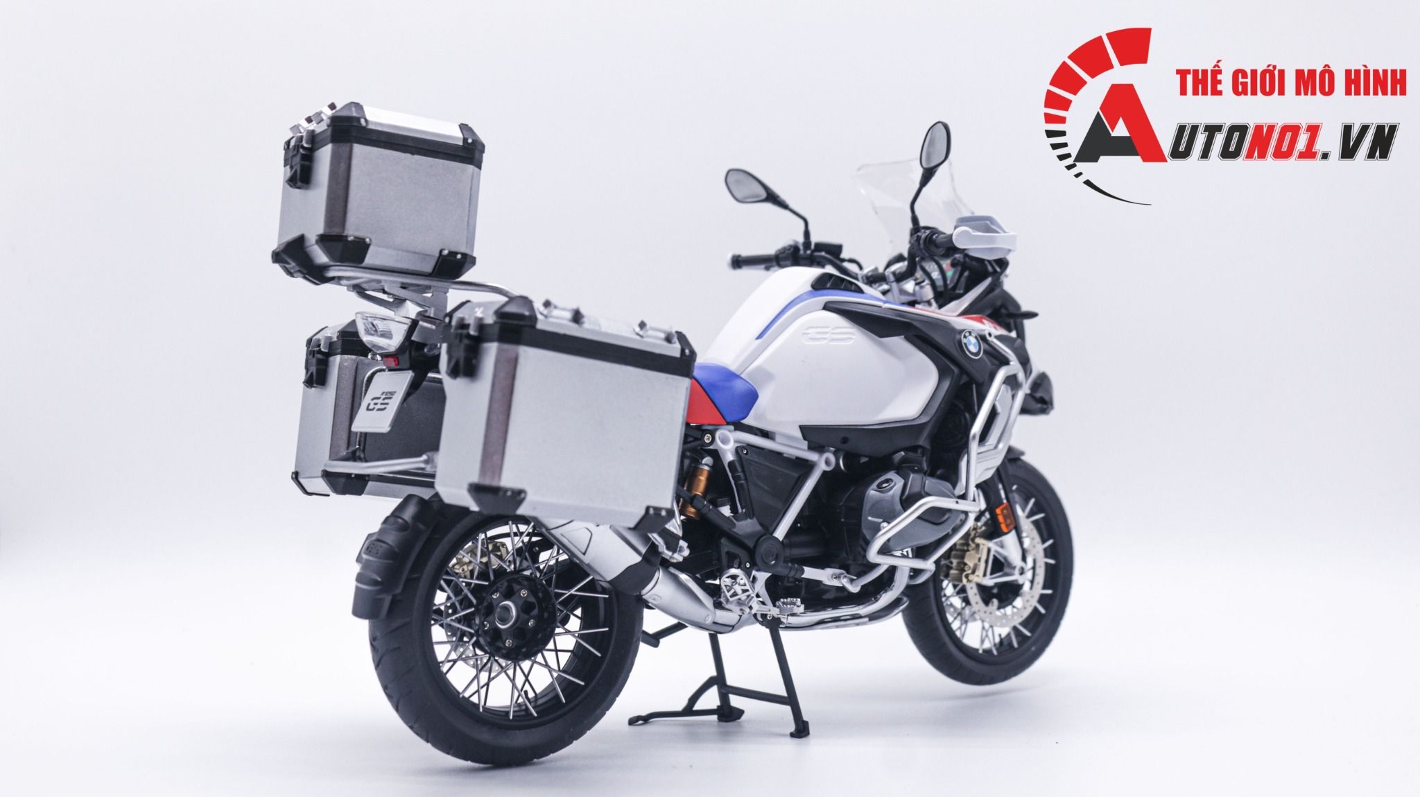  Mô hình 3 thùng moto BMW R 1250 GS ADV Meng đã sơn tỉ lệ 1:9 MT066E 