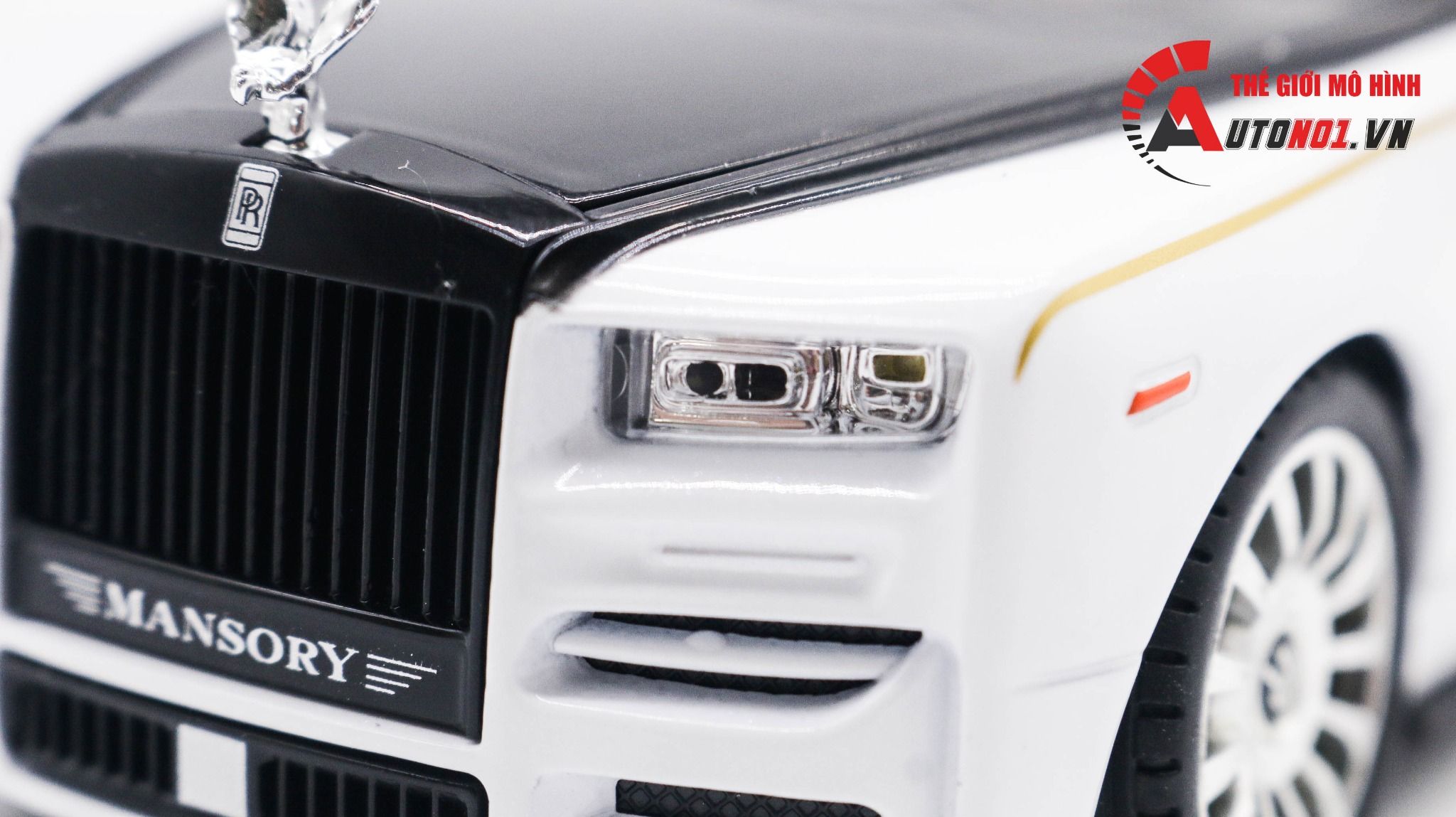  Mô hình xe Roll Royce Phantom VIII Mansory đánh lái được full open 1:24 Miniauto DC24101 7878 