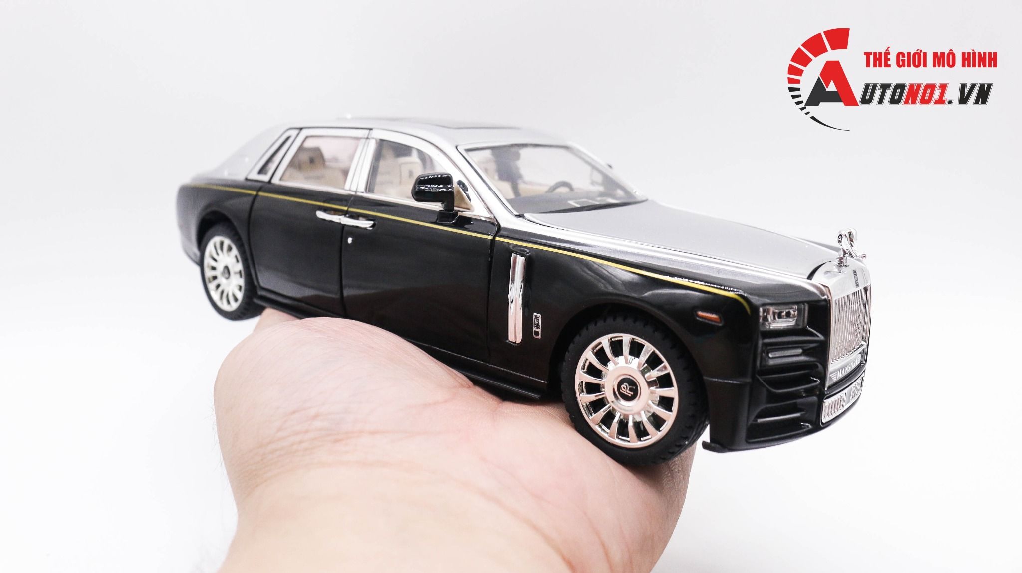  Mô hình xe Roll Royce Phantom VIII Mansory đánh lái được full open 1:24 Miniauto DC24101 7878 