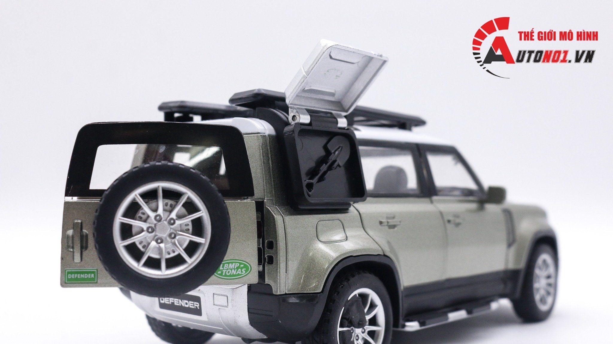  Mô hình xe Land Rover Defender full open - full kính , đánh lái được tỉ lệ 1:24 NEWAO OT017 