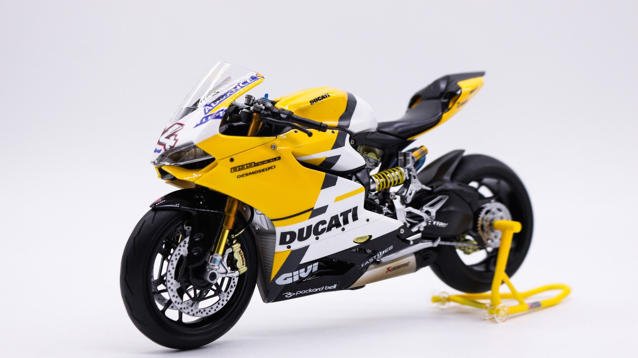  Mô hình xe cao cấp Ducati 899 Panigale Yellow Tỉ Lệ 1:12 Tamiya D127 