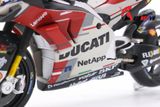  Mô hình xe mô tô GP Ducati desmosedici 2018 no.4 1:18 Maisto 5747 
