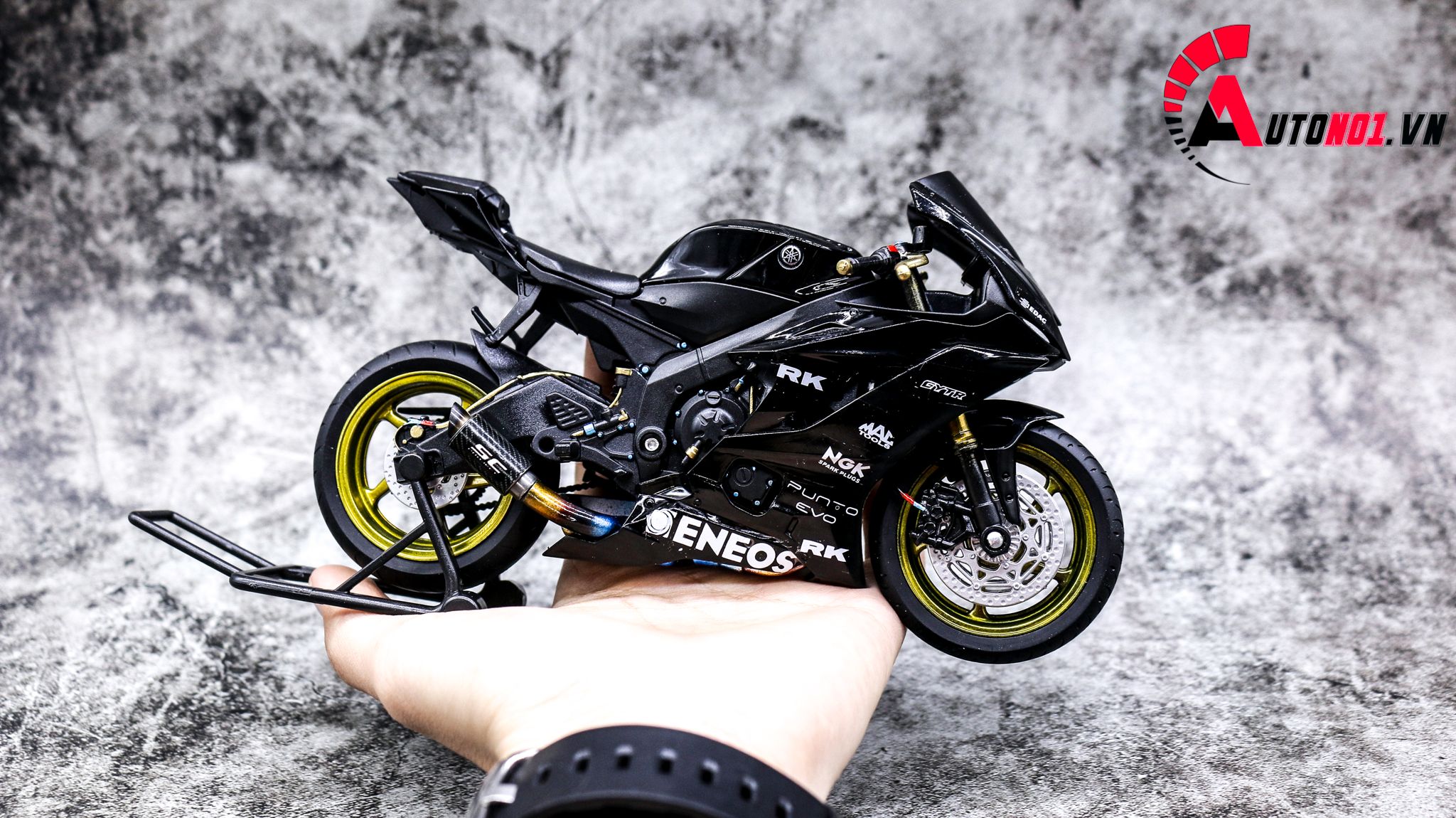  Mô hình xe độ Yamaha R6 Black Mâm - Pô Kim Loại 1:12 Autono1 Welly D207F 