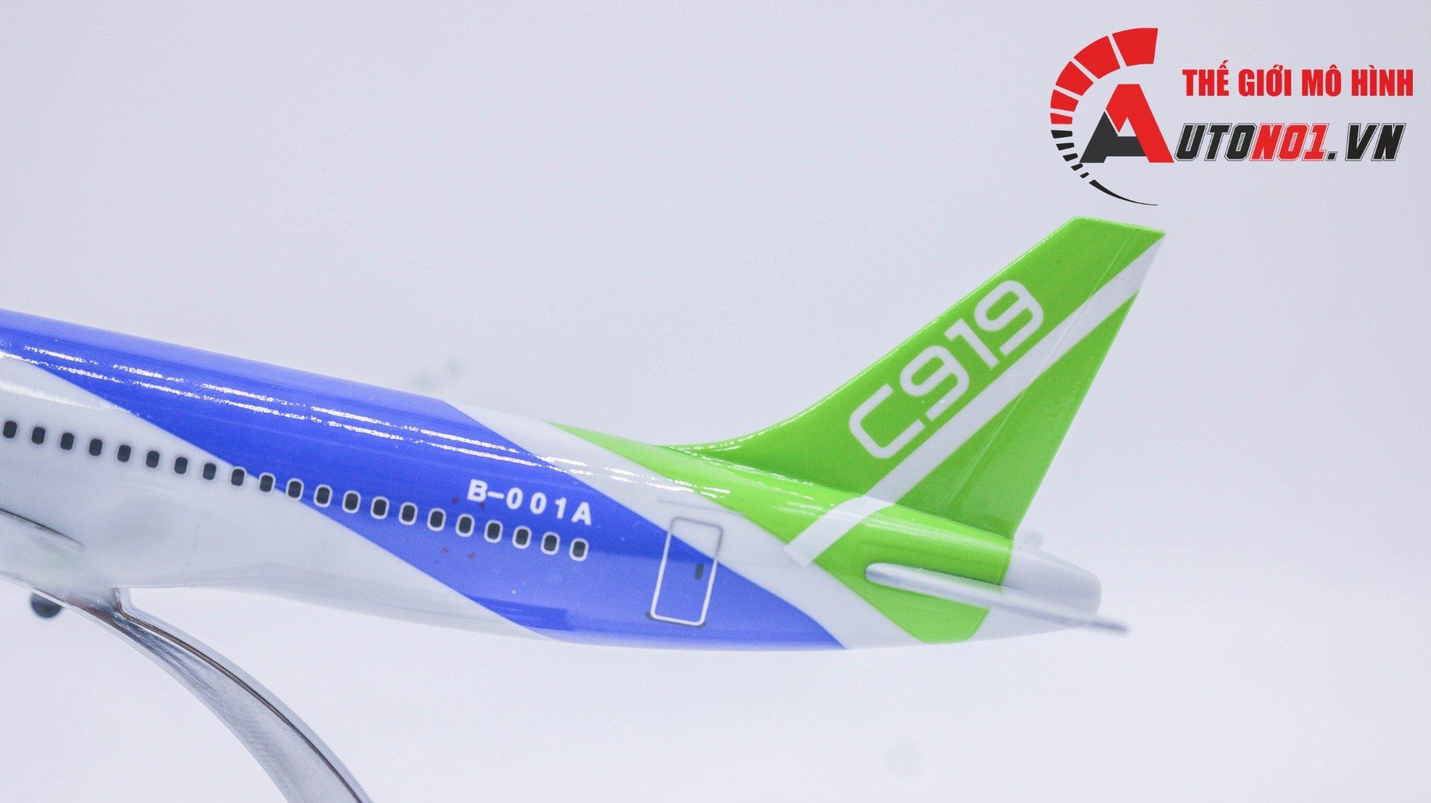  Mô hình máy bay China Air Comac C919 20cm MB20101 