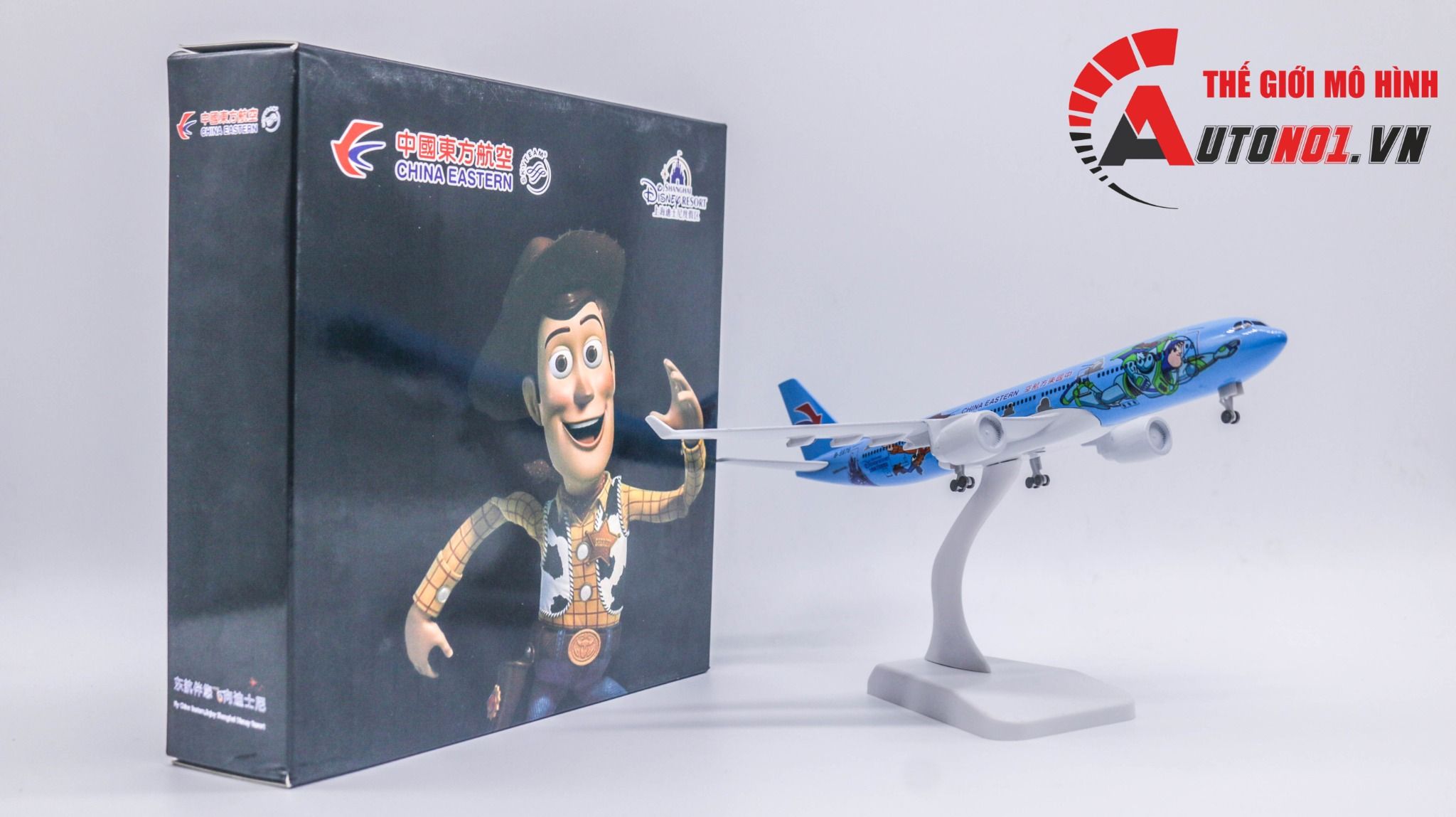  Mô hình máy bay China Eastern Buzz & Woody Airbus A330 kích thước 20cm MB20095 