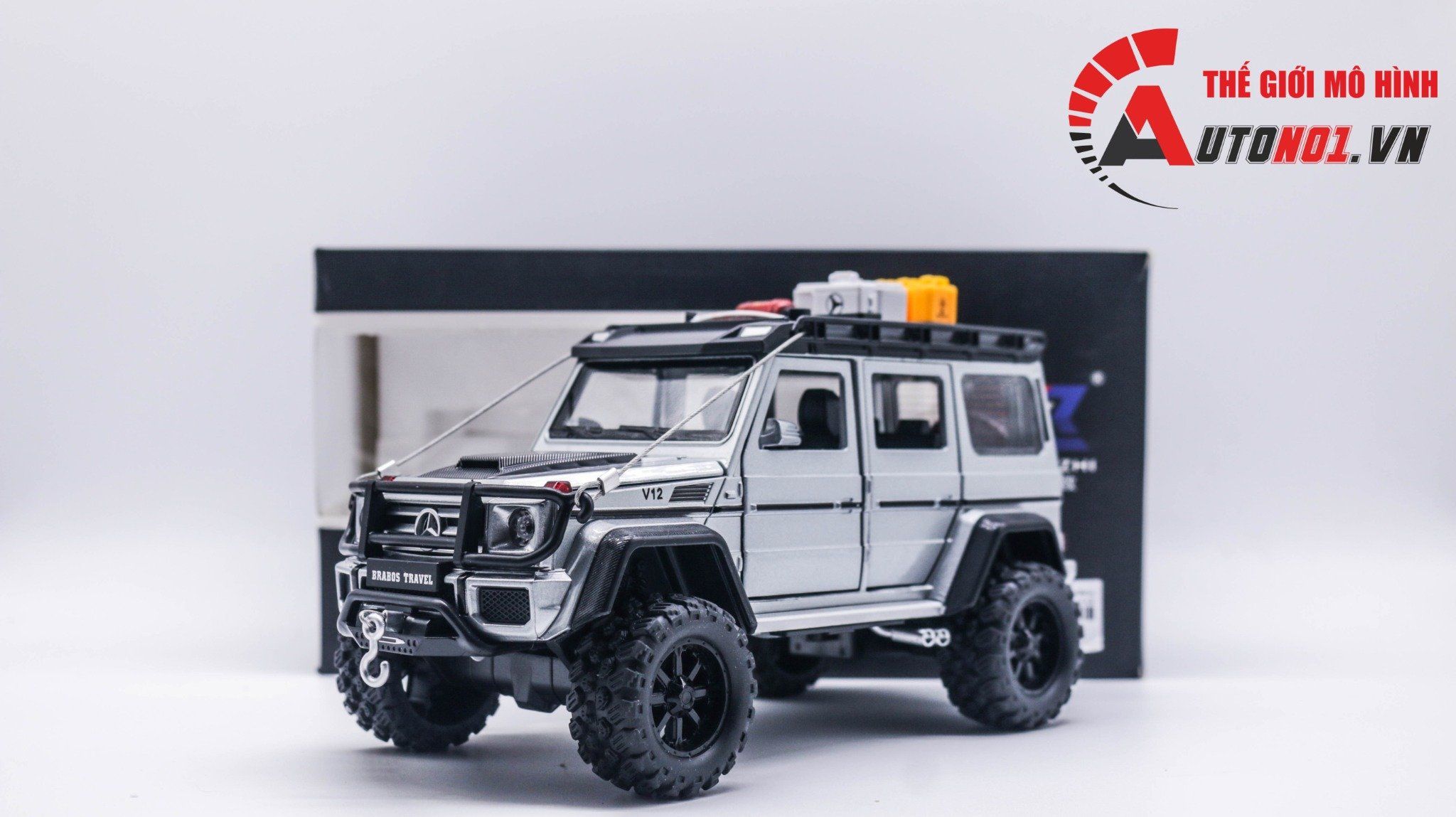  Mô hình xe Mercedes-Benz G550 Brabus Adventure full open, có đèn và âm thanh tỉ lệ 1:24 Chezhi OT099 