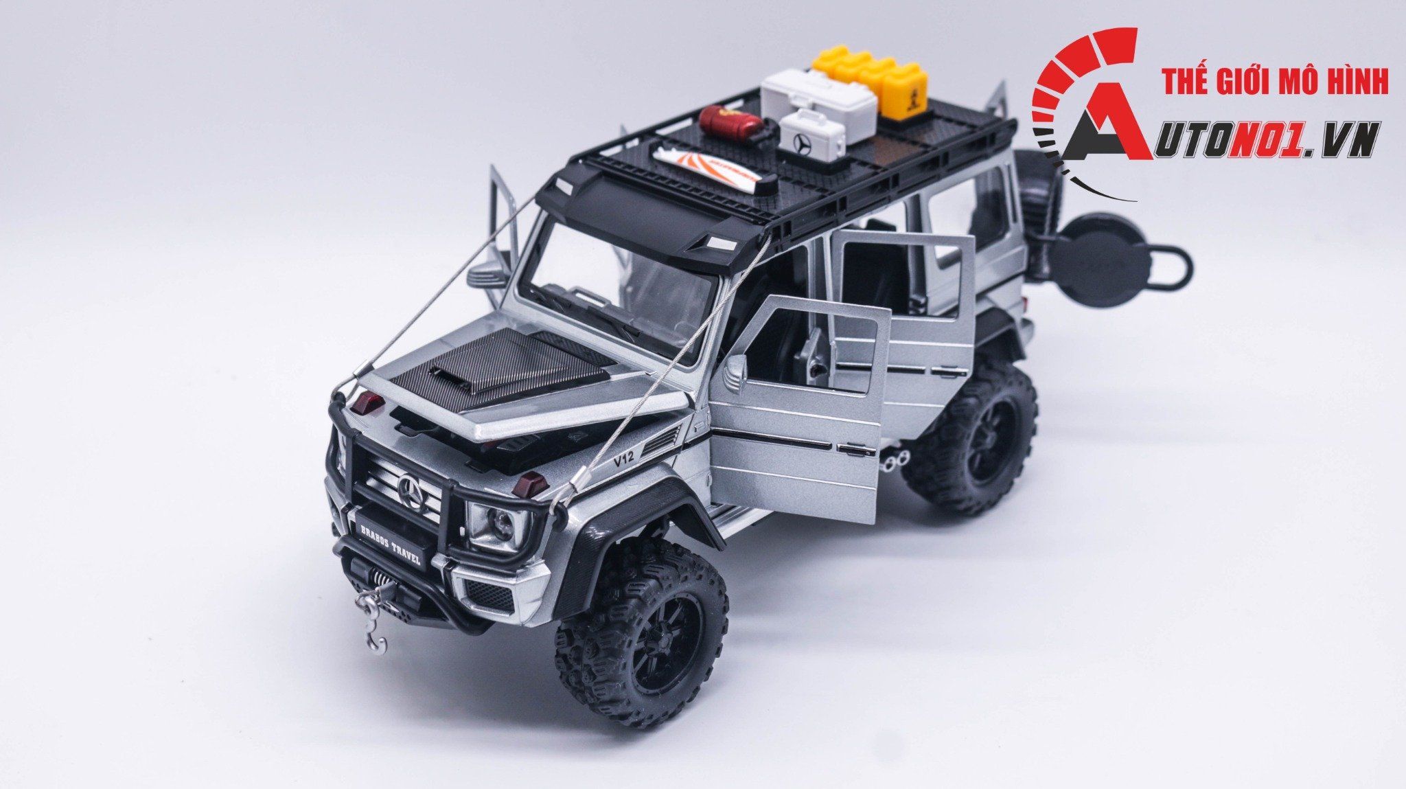  Mô hình xe Mercedes-Benz G550 Brabus Adventure full open, có đèn và âm thanh tỉ lệ 1:24 Chezhi OT099 