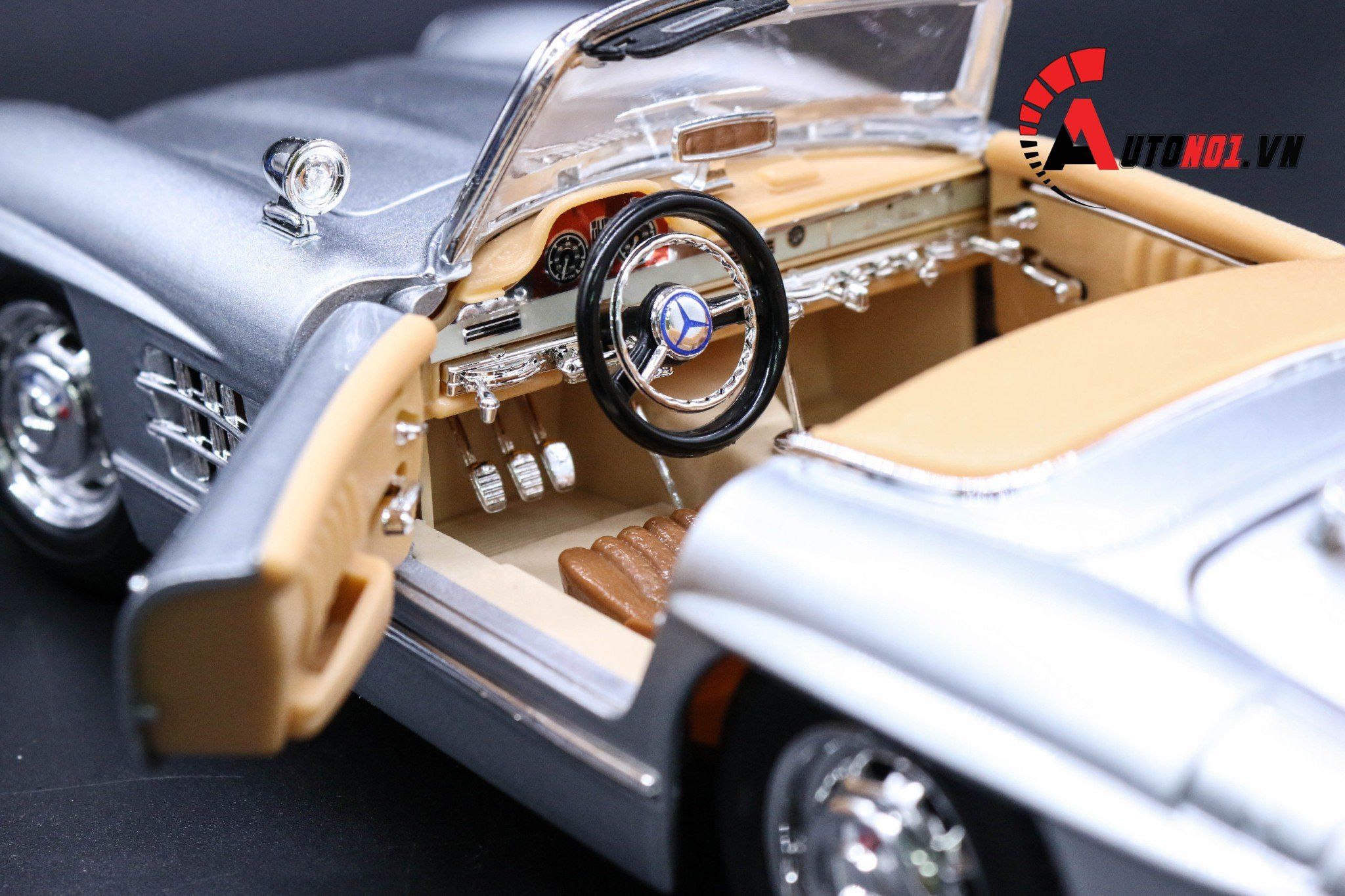  Mô hình Mercedes Benz 300 Sl Touring 1957 Silver Collegione 1:18 Bburago 3665 