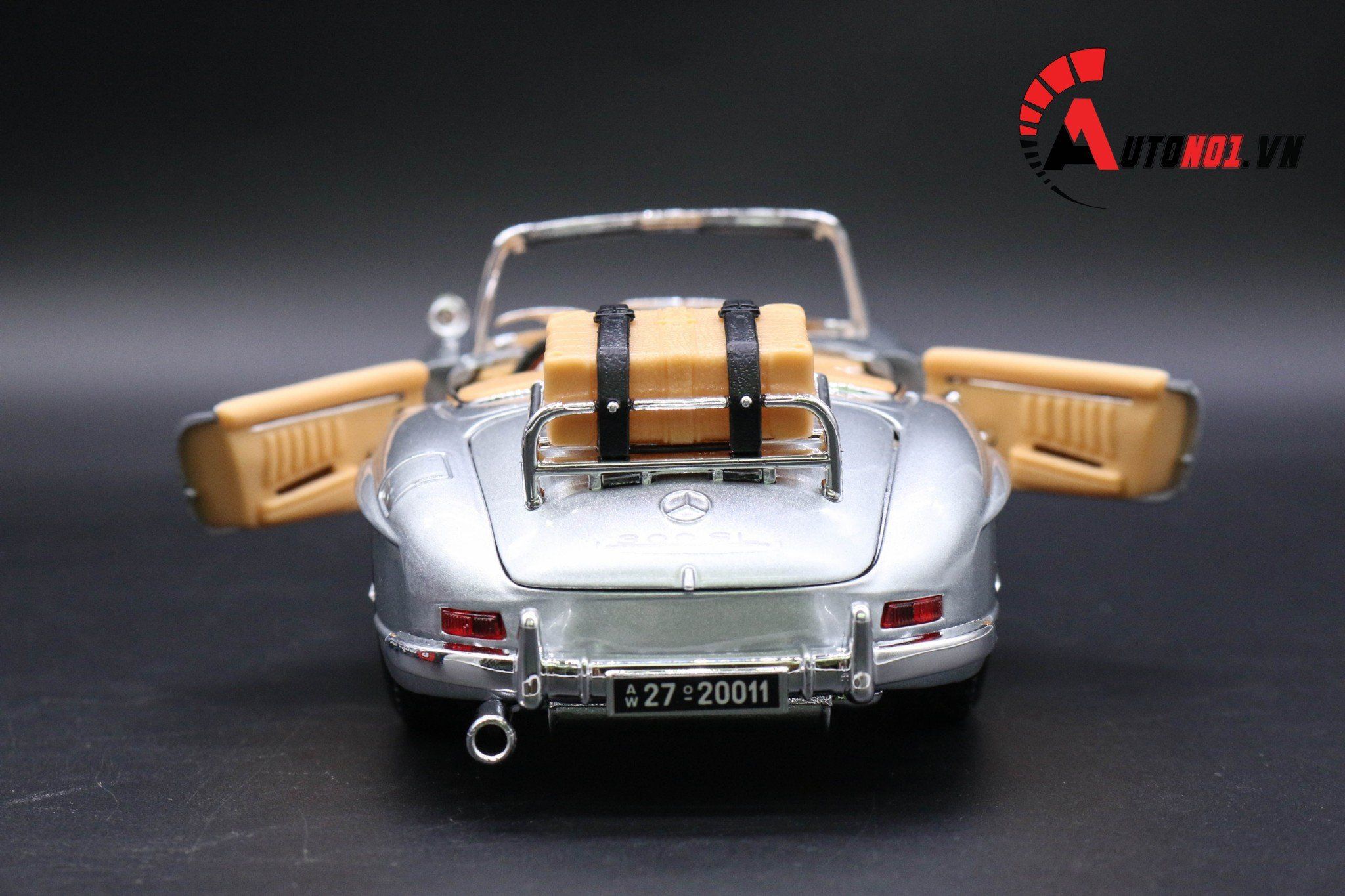  Mô hình Mercedes Benz 300 Sl Touring 1957 Silver Collegione 1:18 Bburago 3665 