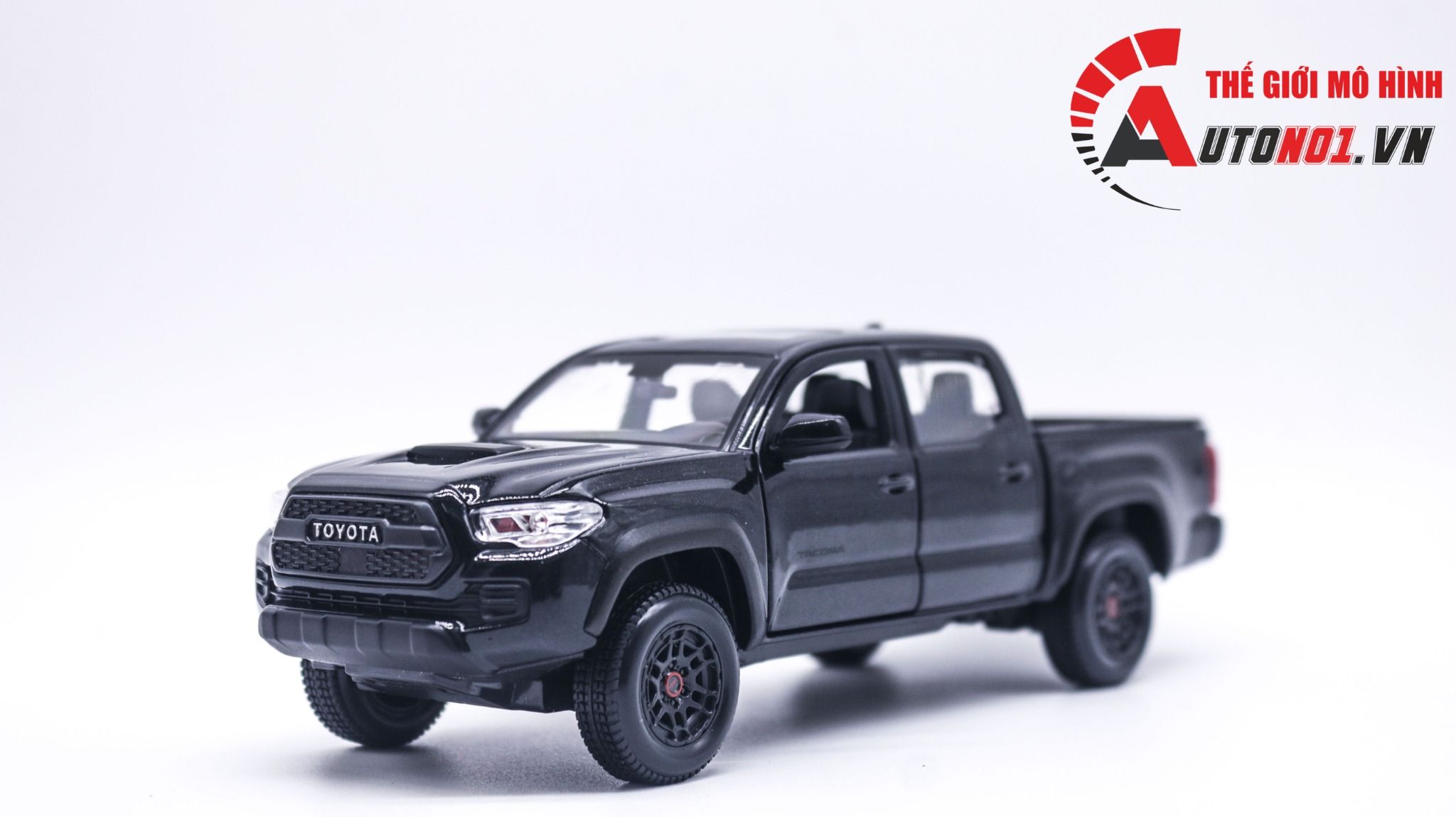  Mô hình xe Toyota Tacoma TRD Pro 2023 tỉ lệ 1:27 Maisto 32910 OT343 