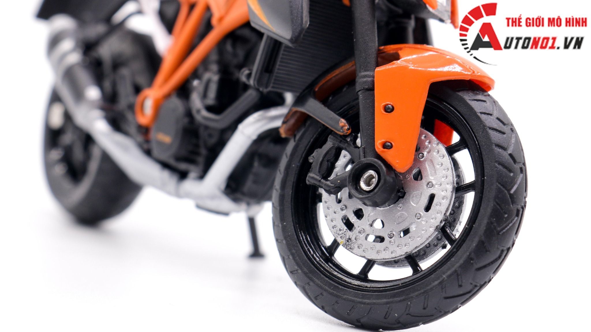  Mô hình xe Ktm 1290 super duke r orange 1:18 Welly 7866 