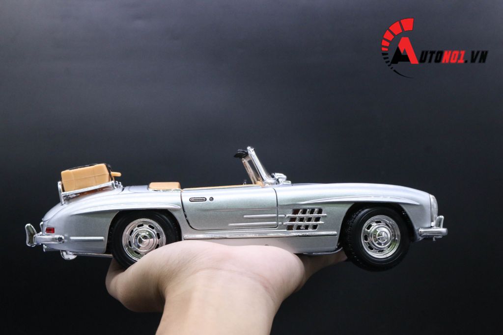 MÔ HÌNH MERCEDES BENZ 300 SL 1954 SILVER COLLEGIONE 1:18 BURAGO 3664