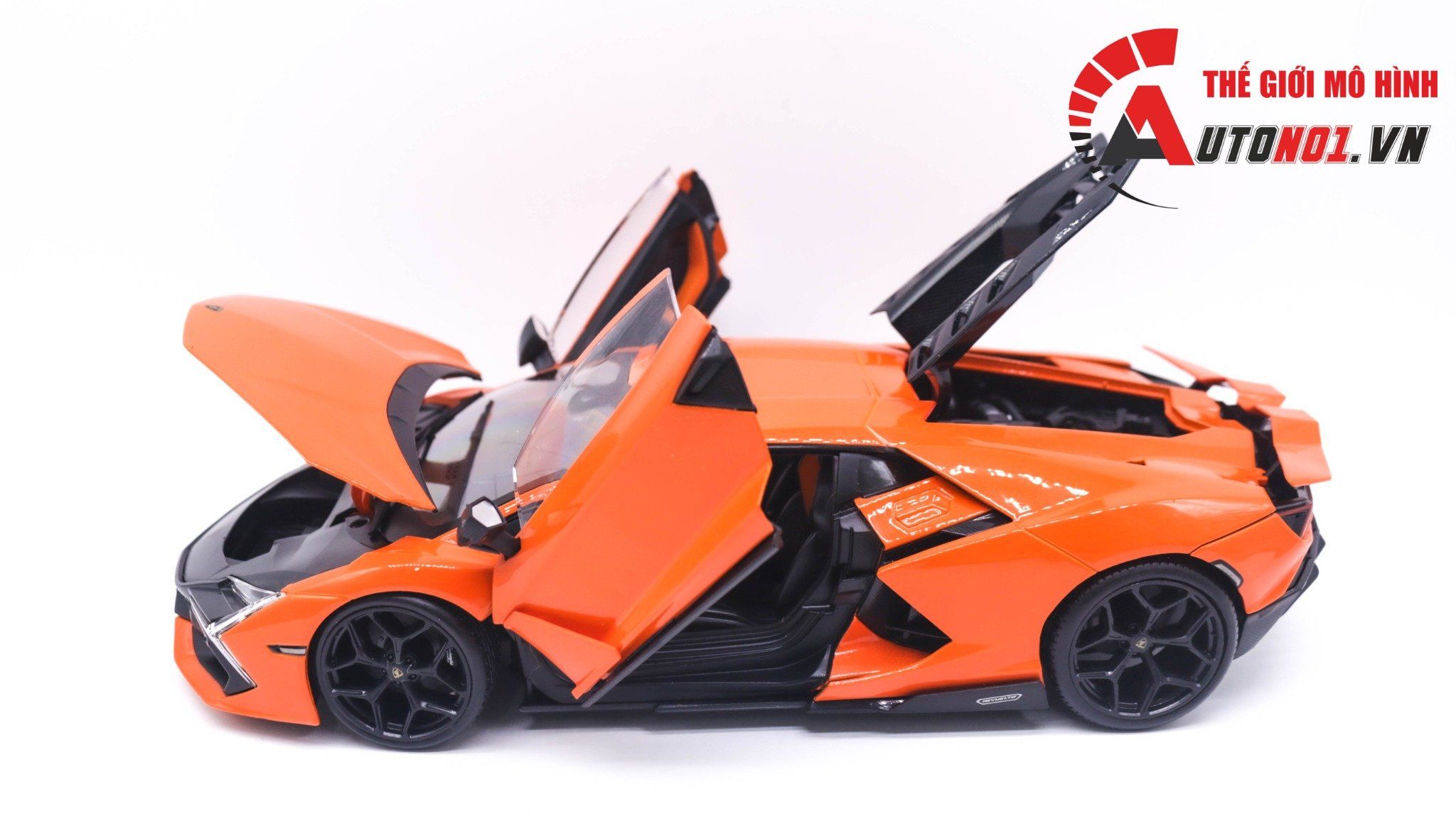  Mô hình xe Lamborghini Revuelto Hybrid year 2023 orange 1:18 Maisto OT342 