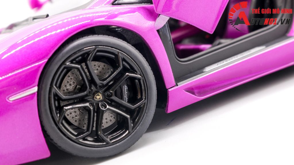 MÔ HÌNH XE LAMBORGHINI AVENTADOR LP700-4 PURPLE 1:28 WELLY 7870