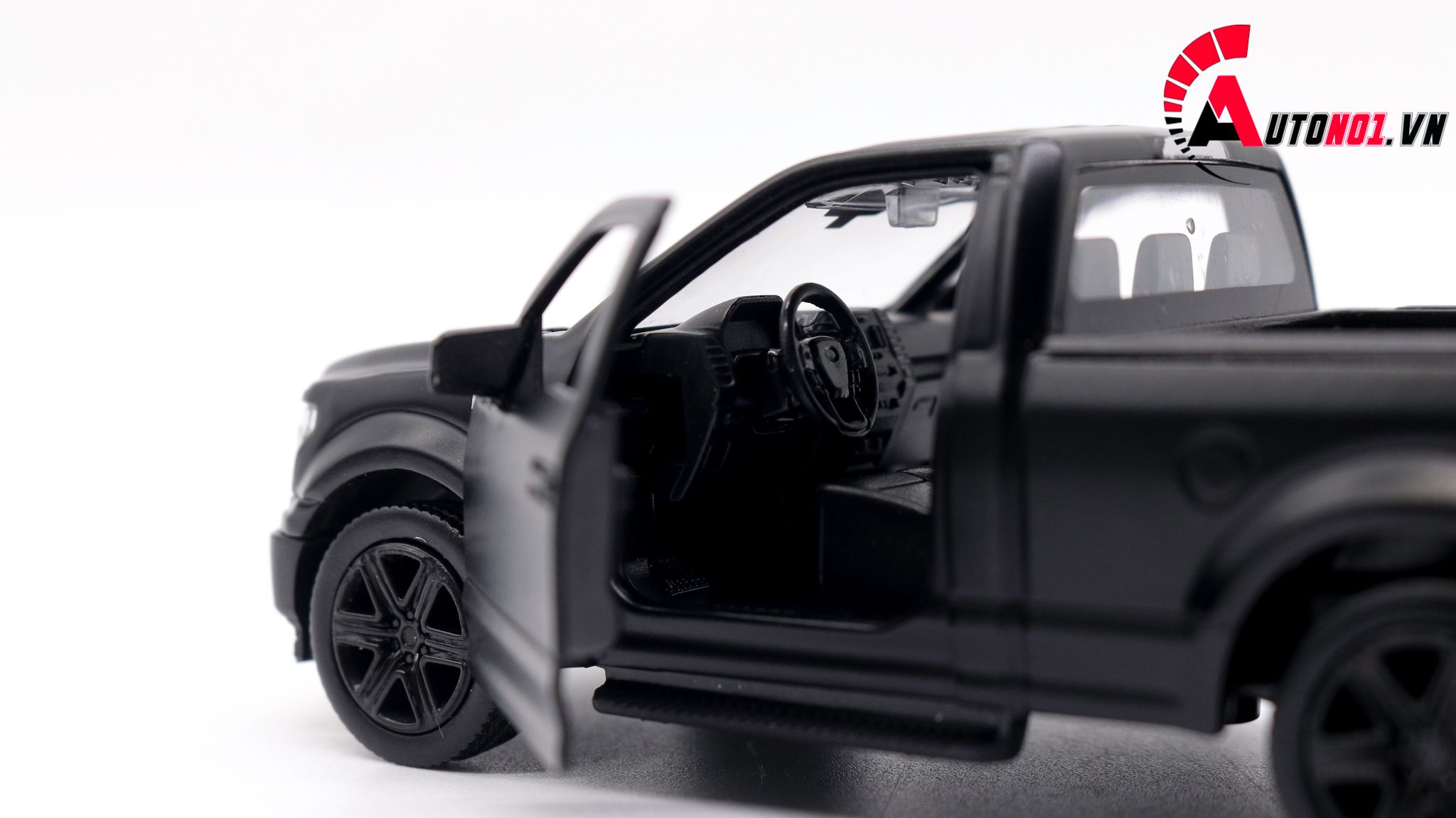  Mô hình xe Ford F-150 Black 1:36 Scale Model 7590 