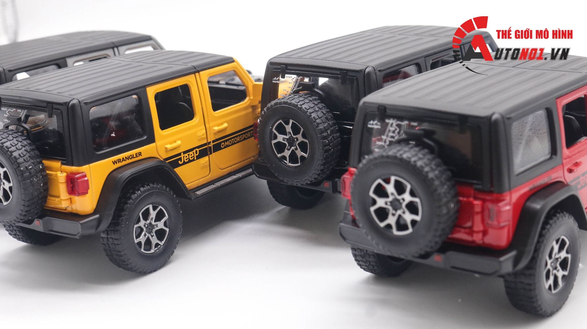  Mô hình xe Jeep Wrangler Rubicon 4x4 Tỉ Lệ 1:24 Alloy Model 7072 