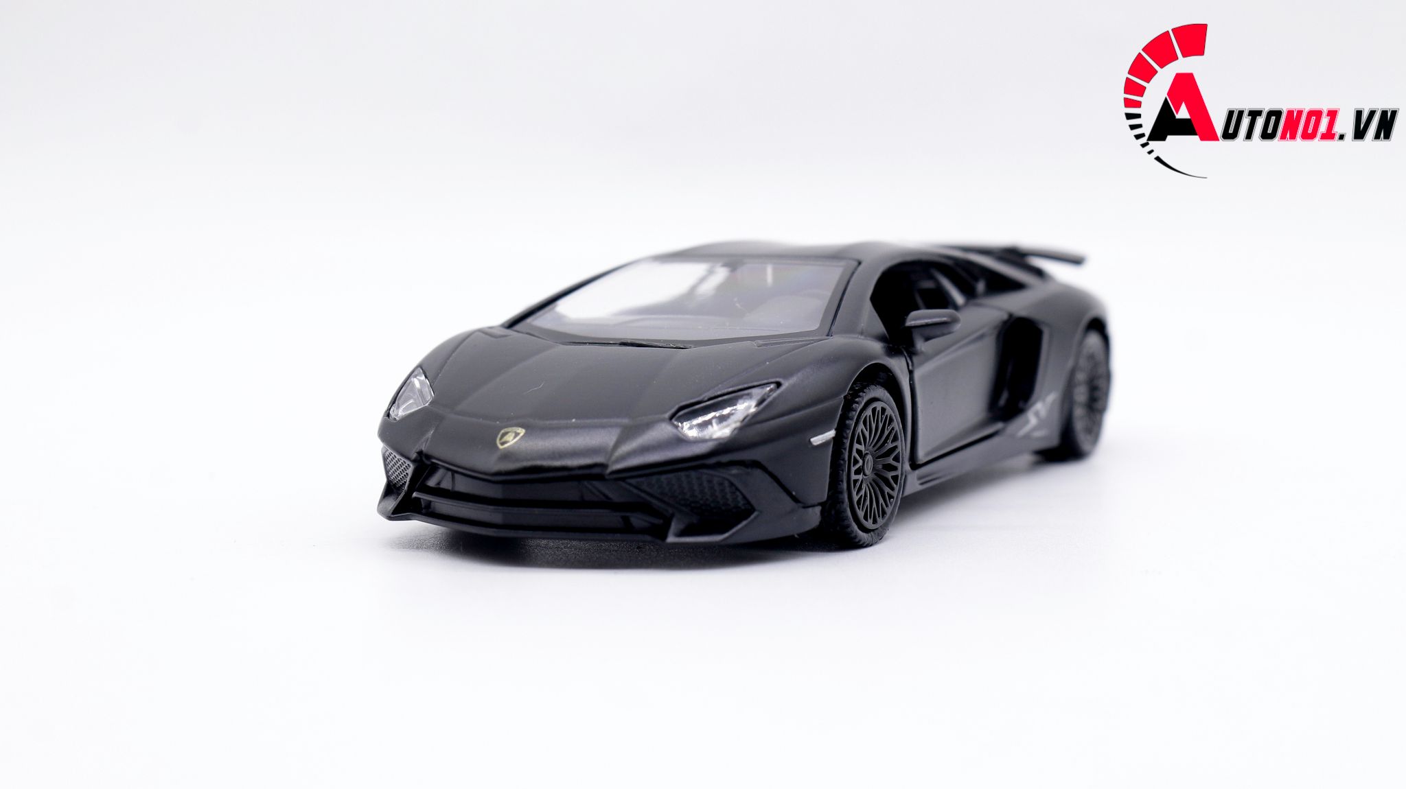  Mô hình xe Lamborghini Aventador Lp750-4 Sv Coupe Black 1:36 Scale Model 7591 