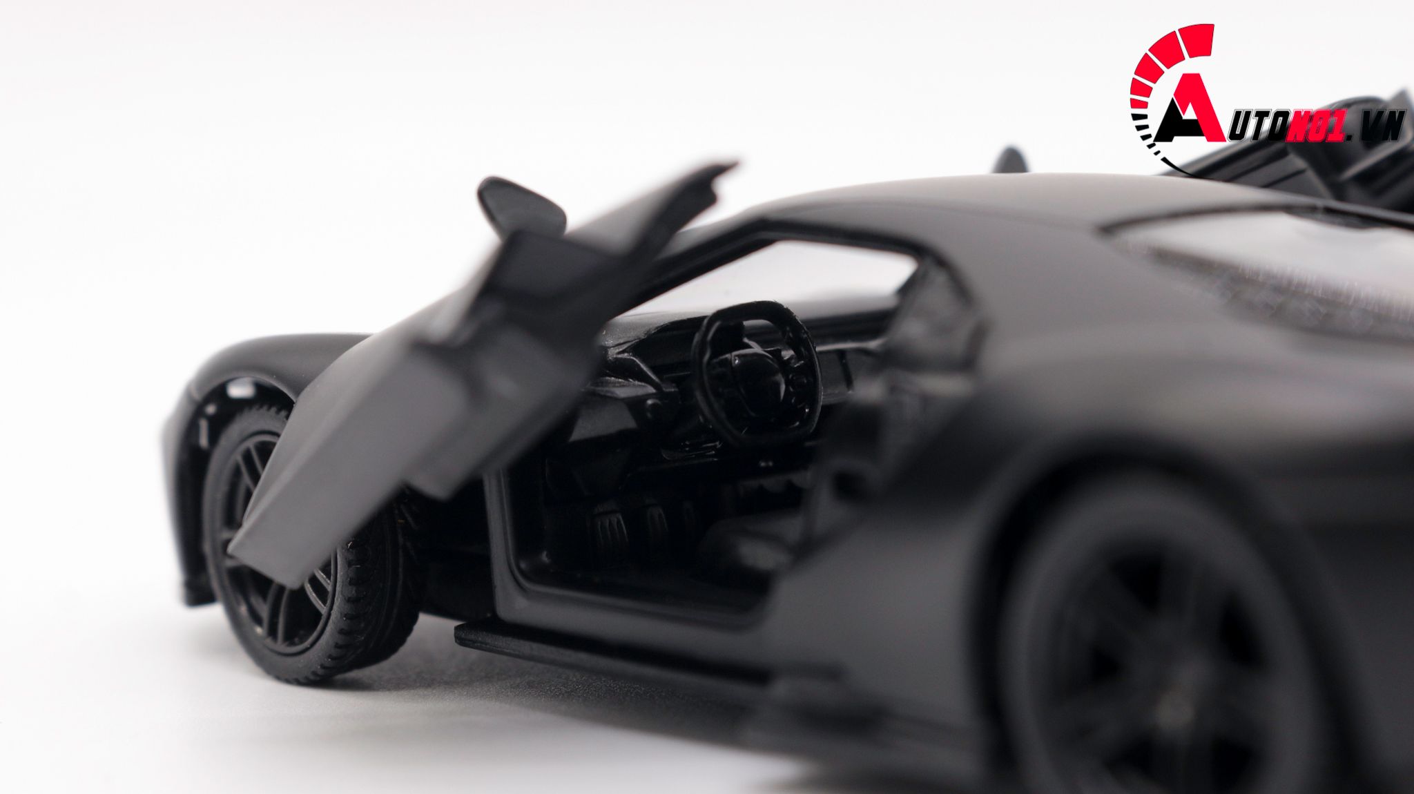  Mô hình xe Ford Gt Black 1:36 Scale Model 7592 