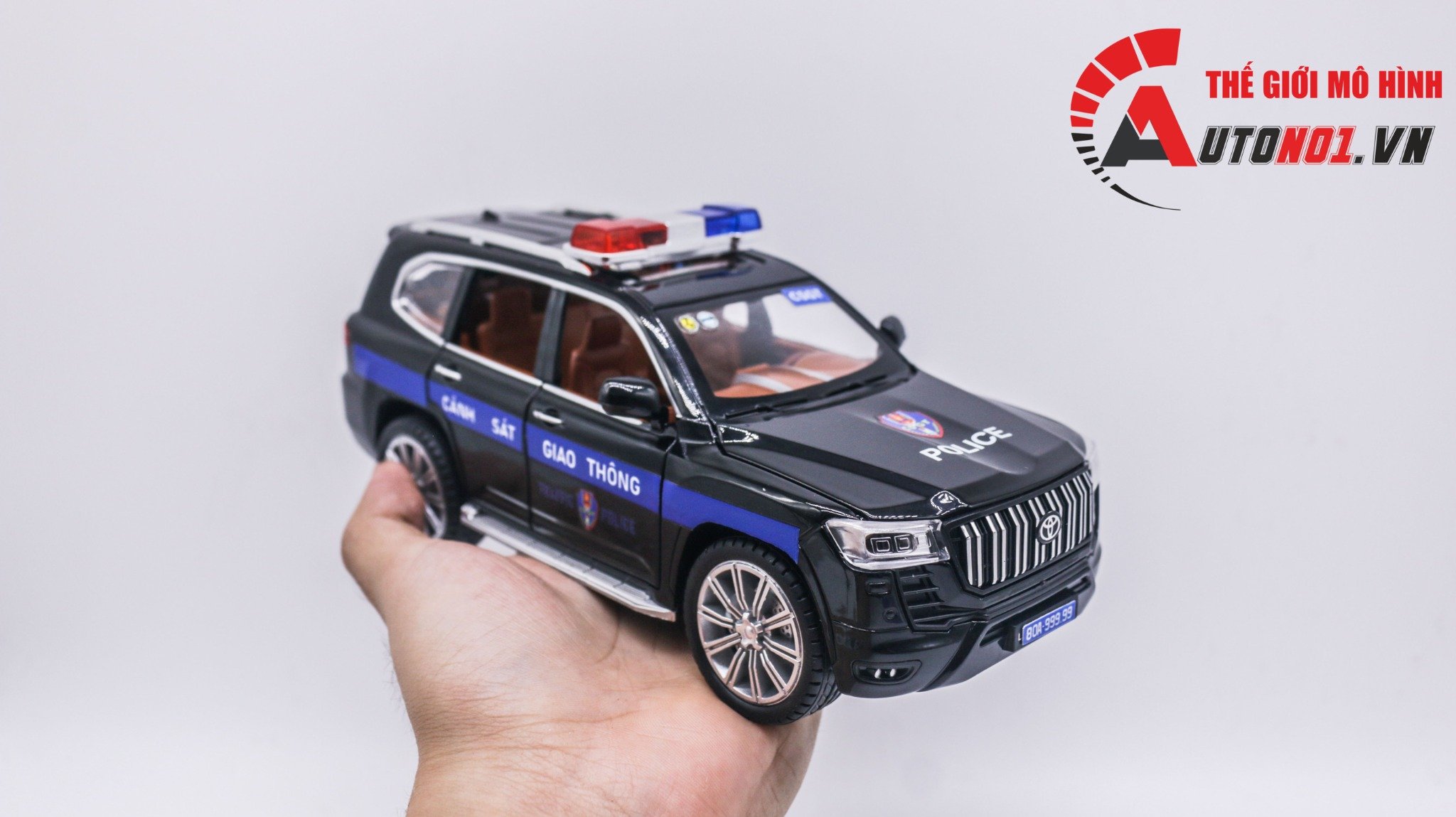  Mô hình xe ô tô độ CSGT Toyota Prado cảnh sát giao thông Việt Nam màu đen 1:24 full open có còi hú OT380 