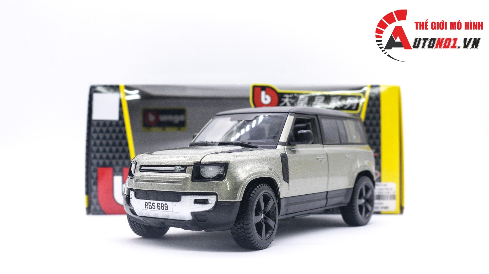  Mô hình xe Land Rover Defender 110 2022 mở được 2 cửa tỉ lệ 1:25 Bburago OT022 