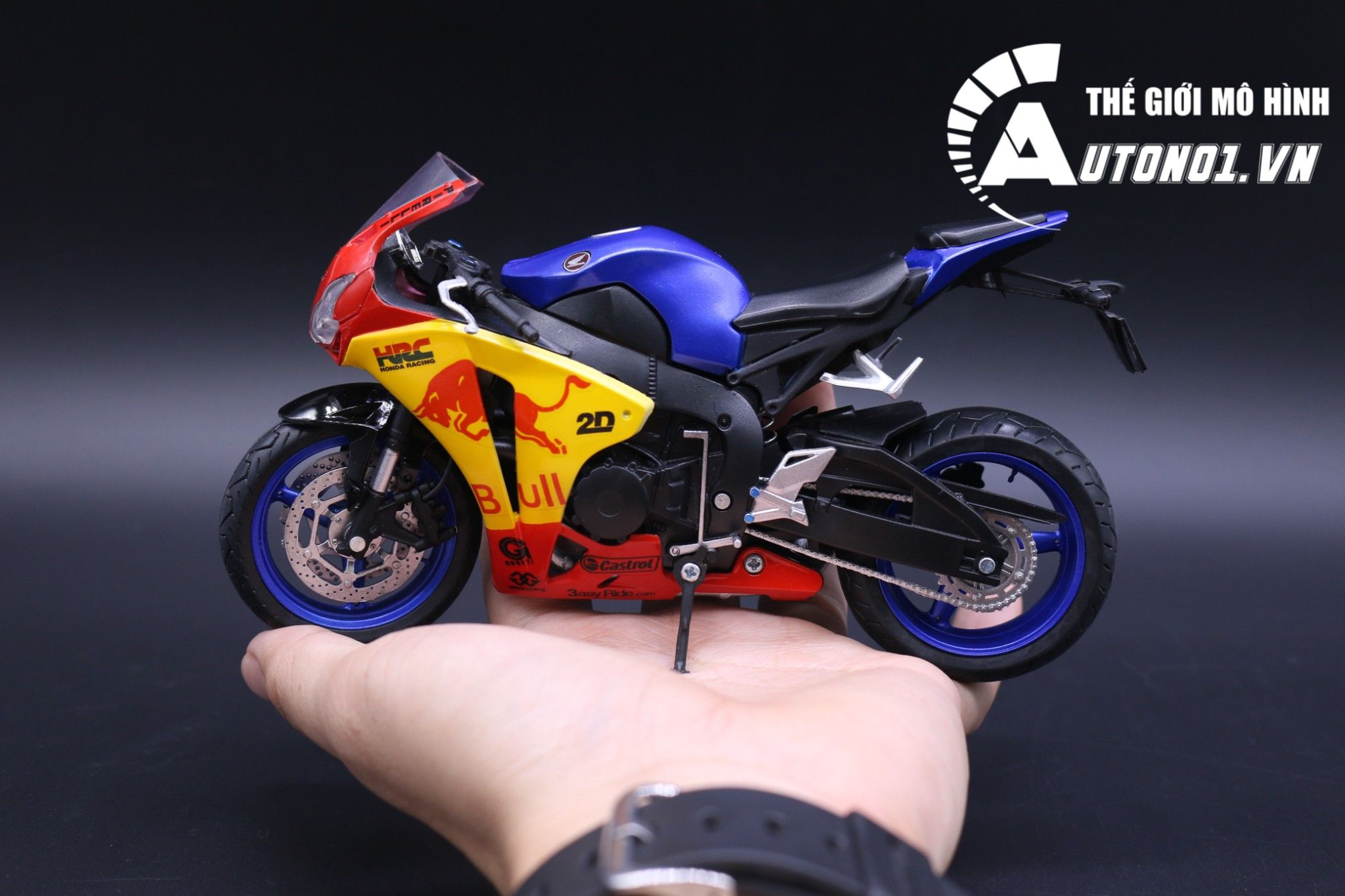  Mô hình xe độ Honda Cbr 1000rr Custom Redbull 1:12 Autono1 Joycity D172C 