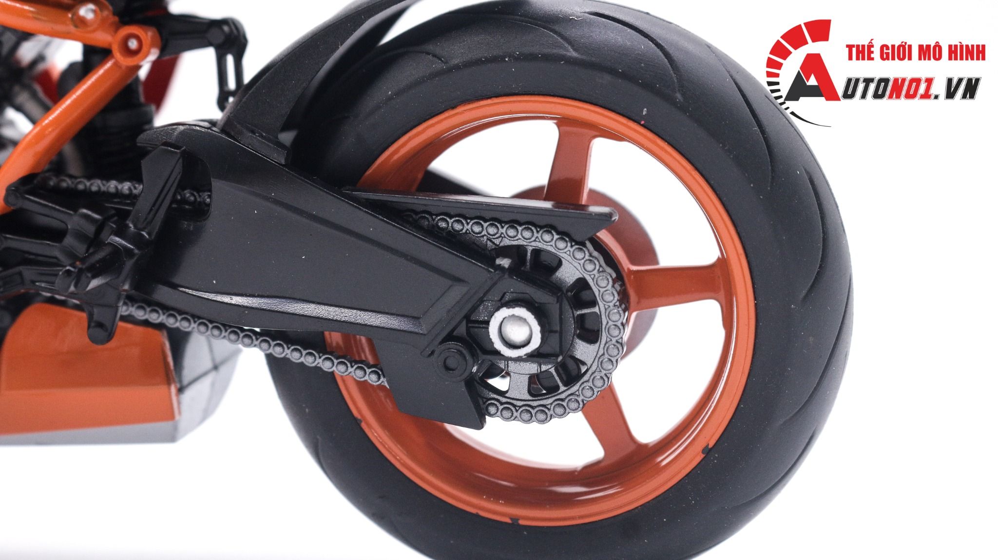  Mô hình xe Ktm 1190 RC8 R tỉ lệ 1:10 Welly MT004 