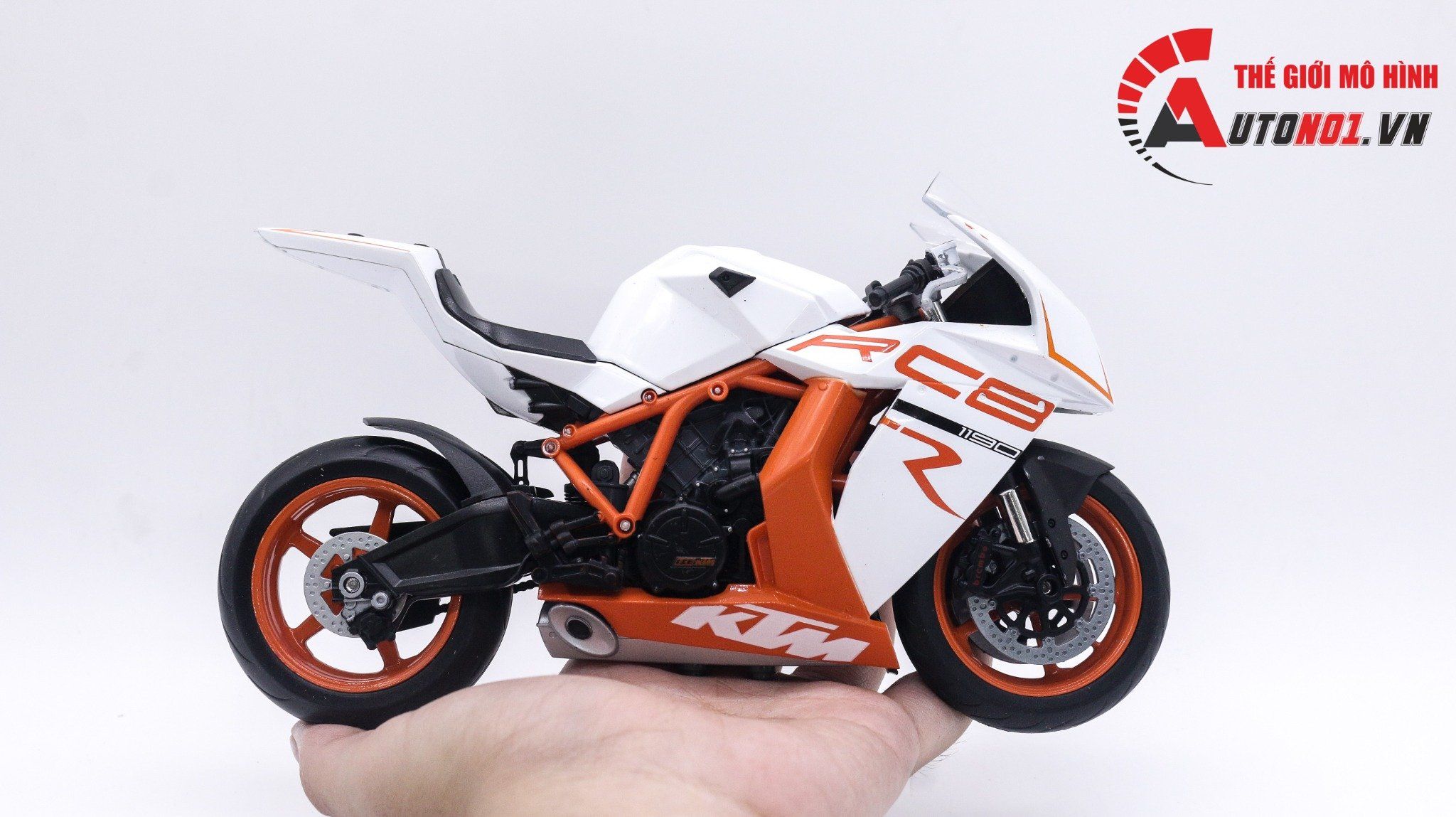  Mô hình xe Ktm 1190 RC8 R tỉ lệ 1:10 Welly MT004 