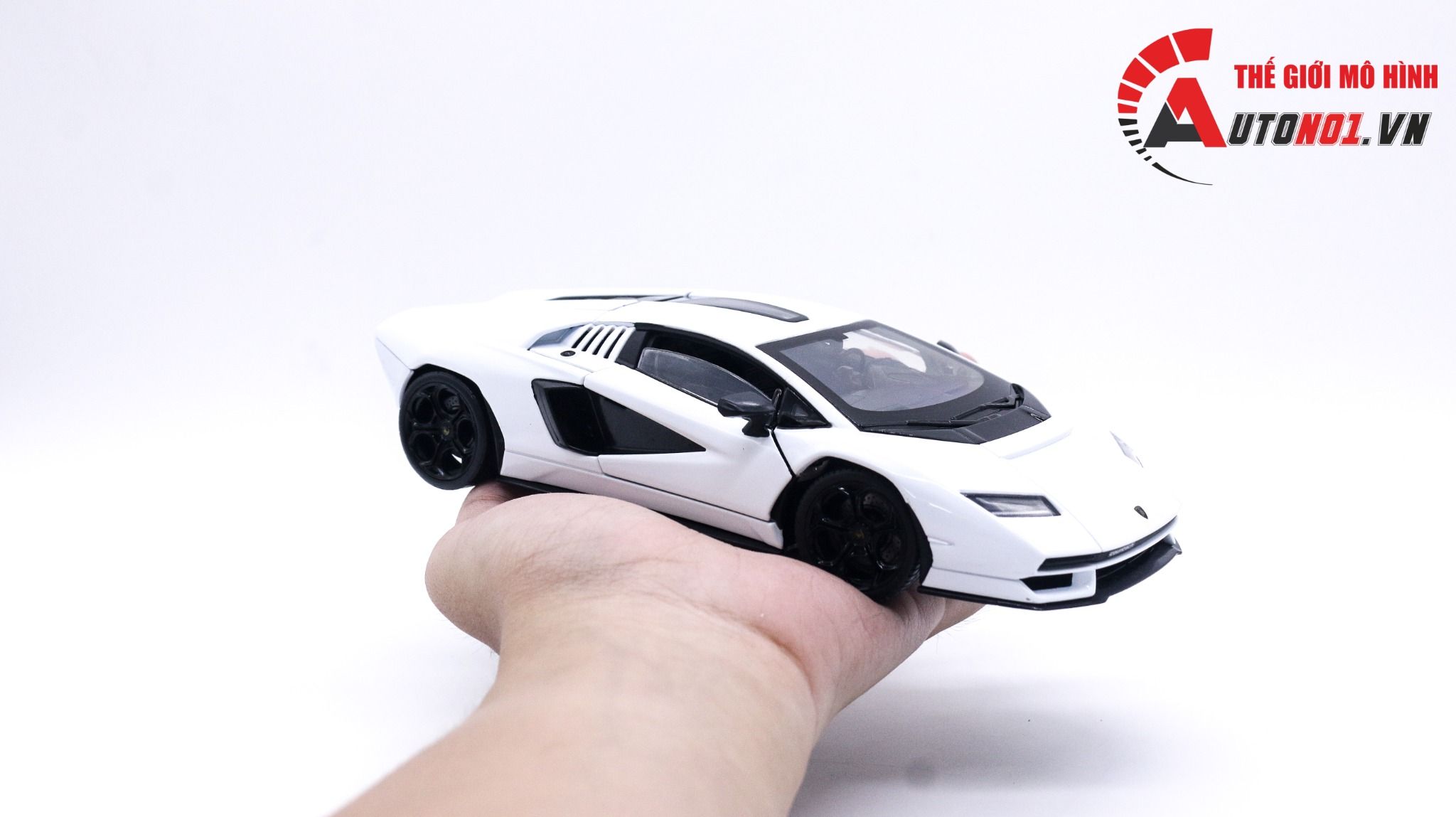  Mô hình xe Lamborghini Countach LPI800-4 đánh lái được full kính tỉ lệ 1:24 Welly OT021 