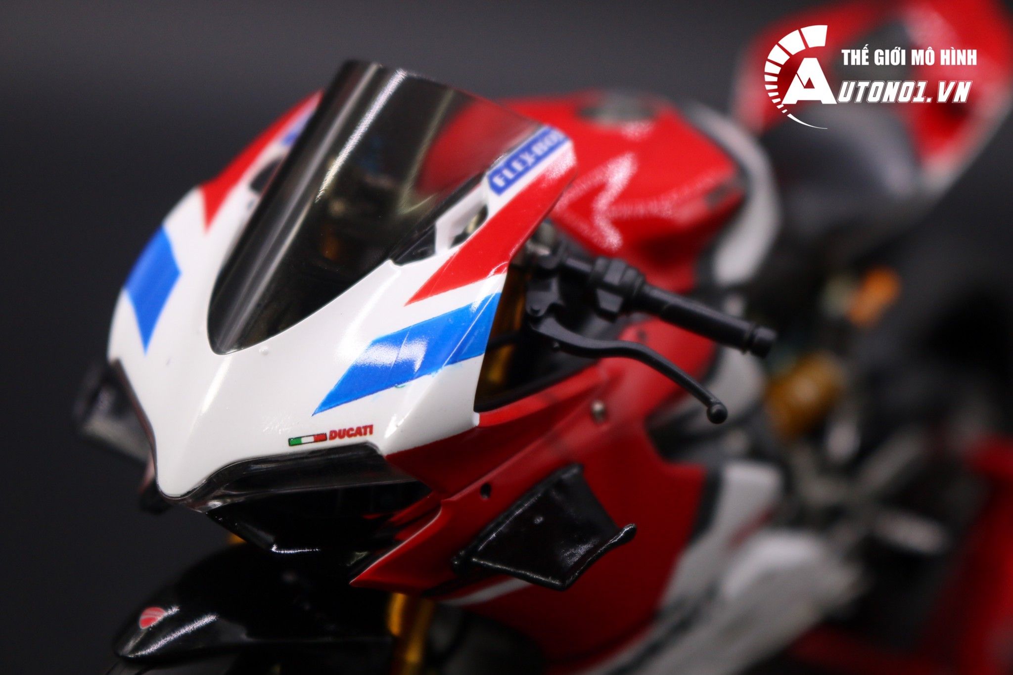  Mô hình xe cao cấp Ducati 1199 Corse 1:12 Tamiya D102 