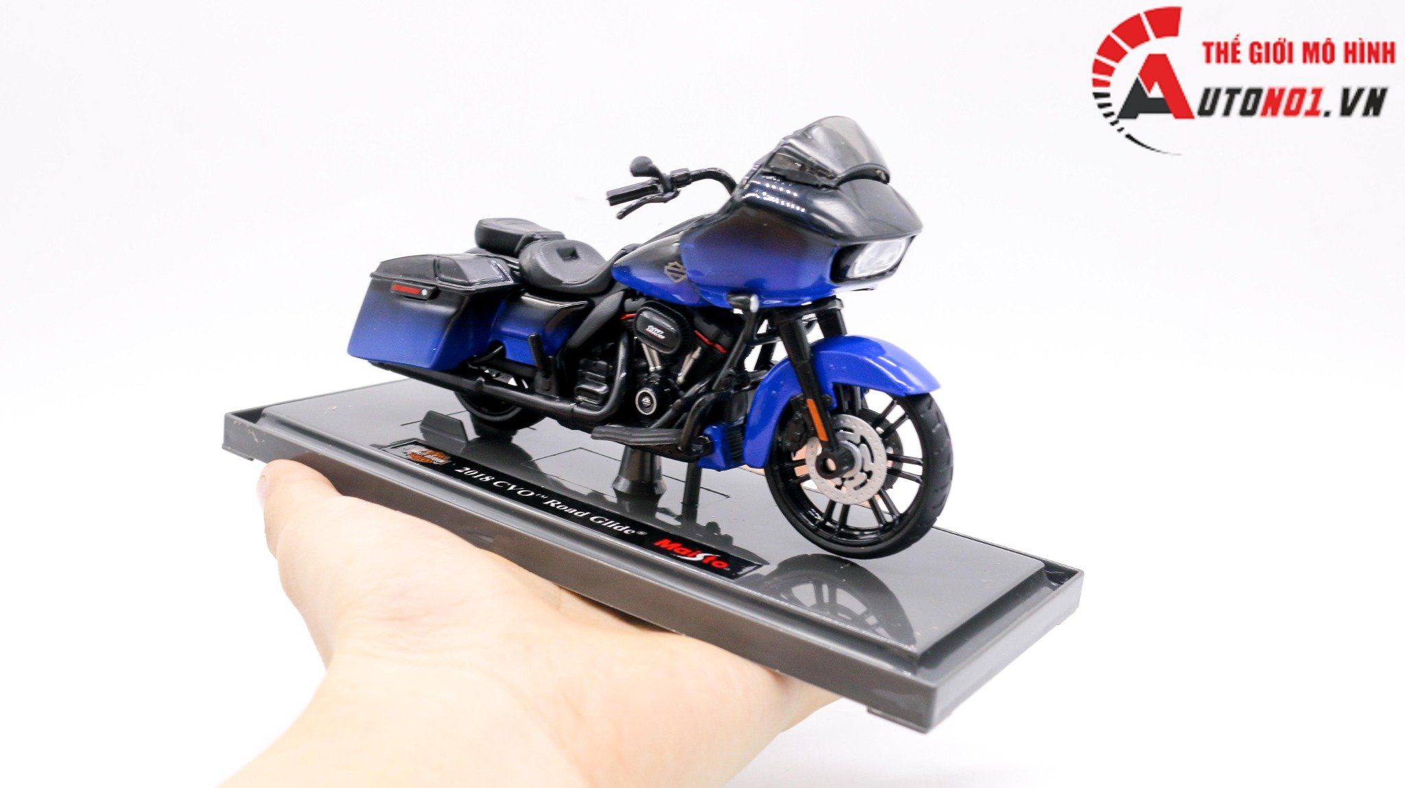  Mô hình Harley Davidson 2018 CVO Road Glide blue 1:18 Maisto 7373J 