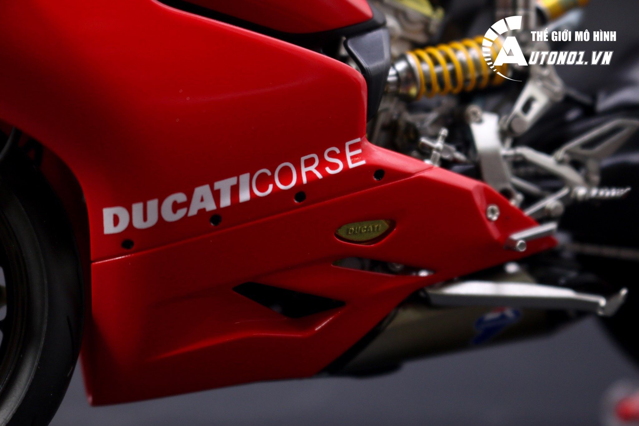  Mô hình xe cao cấp Ducati 1199 Corse Panigale Red 1:12 Tamiya D052 