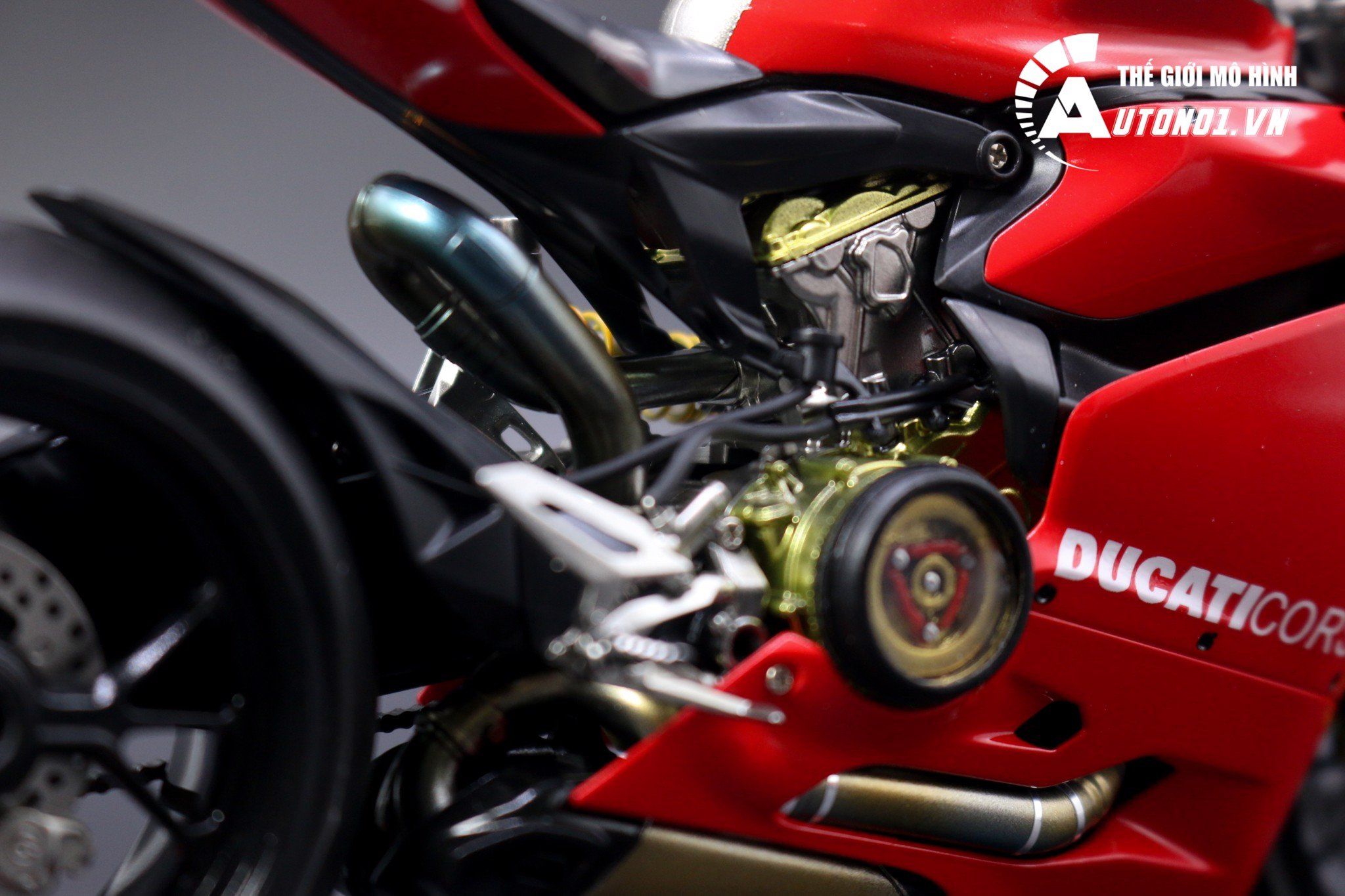  Mô hình xe cao cấp Ducati 1199 Corse Panigale Red 1:12 Tamiya D052 