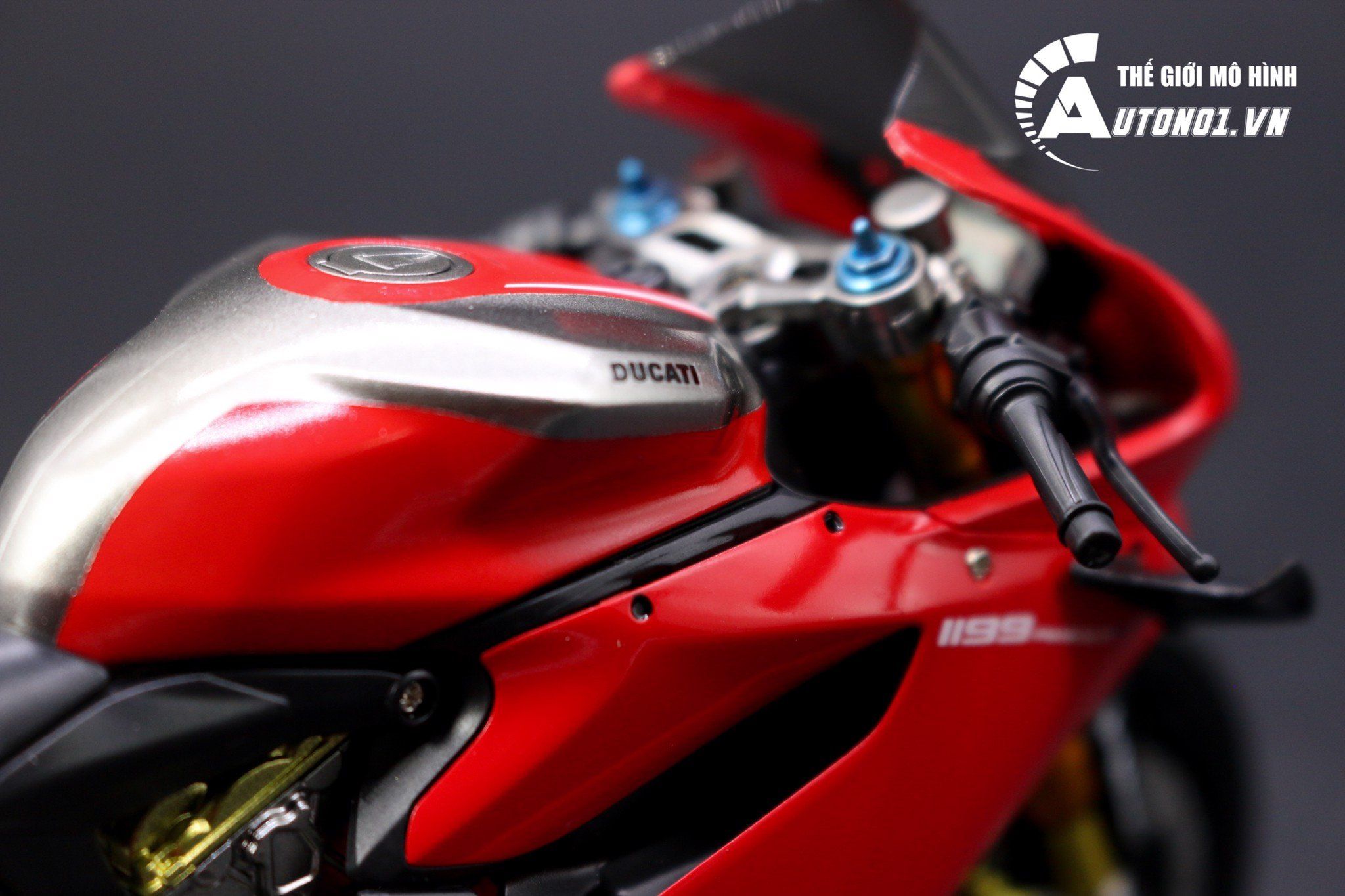  Mô hình xe cao cấp Ducati 1199 Corse Panigale Red 1:12 Tamiya D052 