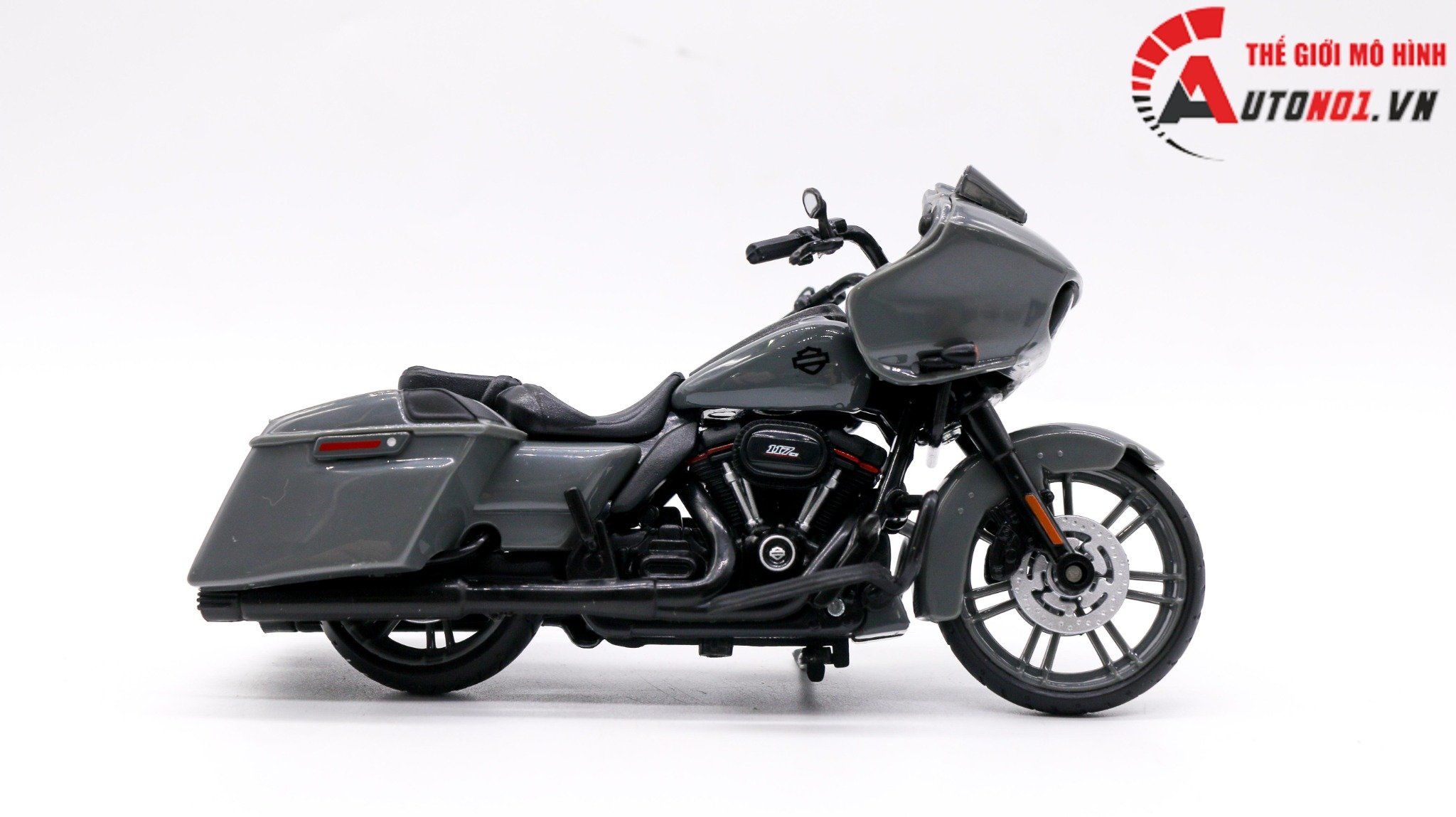  Mô hình xe Harley Davidson 2018 cvo road glide grey 1:18 Maisto 7373A 