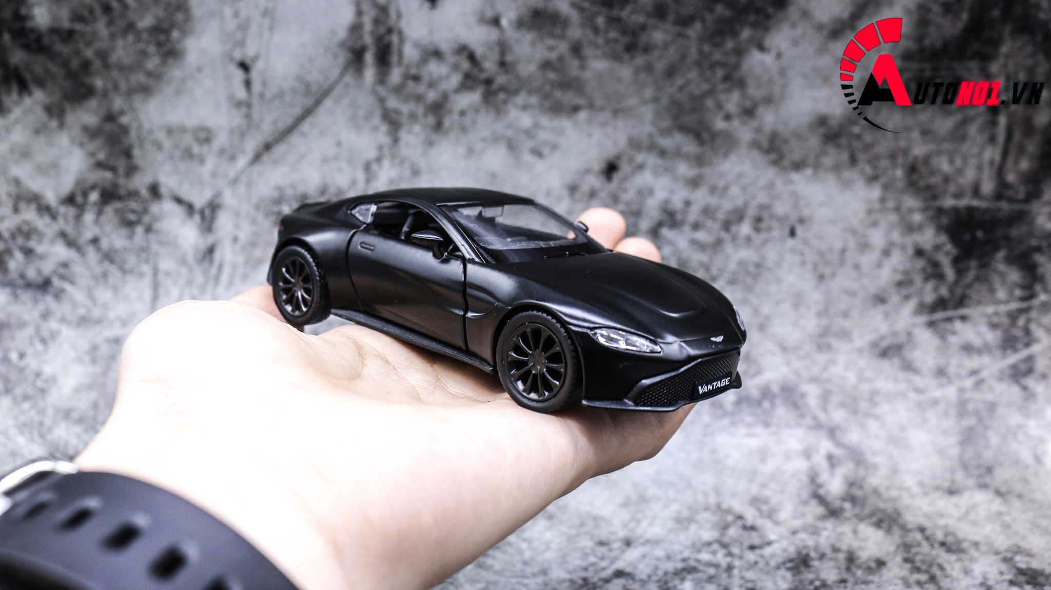  Mô hình xe Aston Martin Vantage Black 1:36 Alloy 7597 