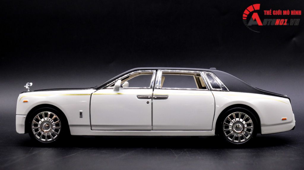 Mô hình xe Rolls Royce Phantom trần xe bầu trời sao tỉ lệ 1:24 Chezhi 7320