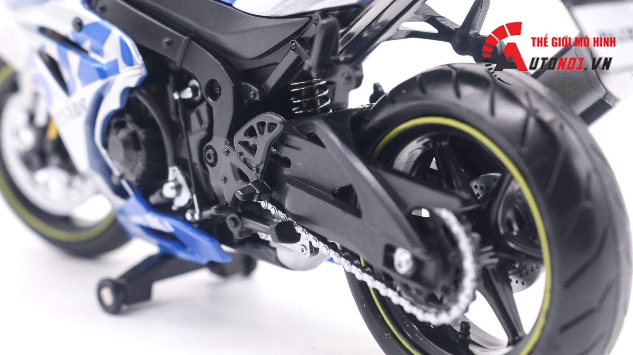  Mô hình xe Suzuki Gsx R1000 1:12 Alloy Model 8031 