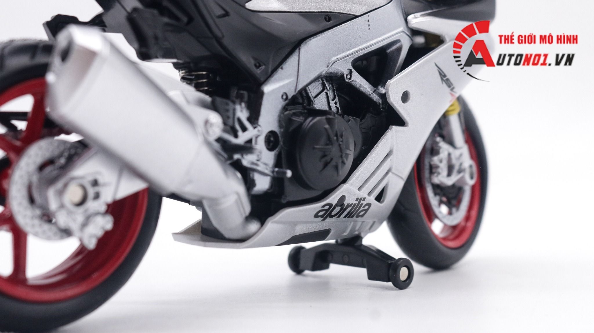  Mô hình xe Aprilia RSV4 1:12 Alloy Model 8030 